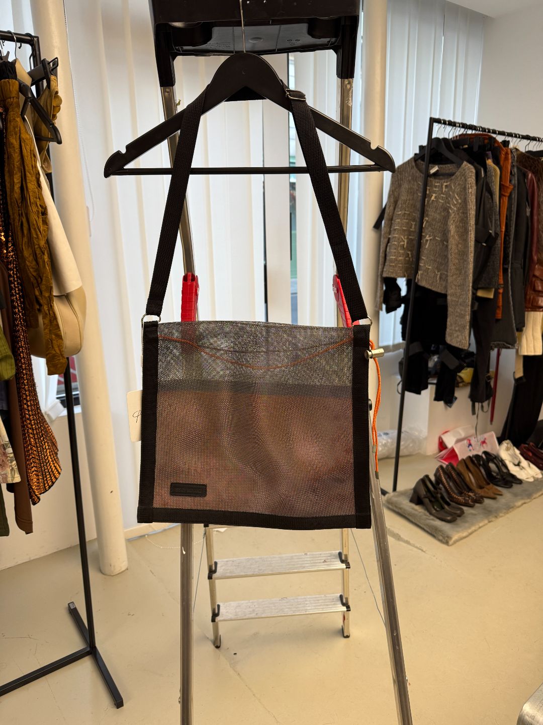 43502ff7-a665-4b1e-b47a-9e6c617c3e40