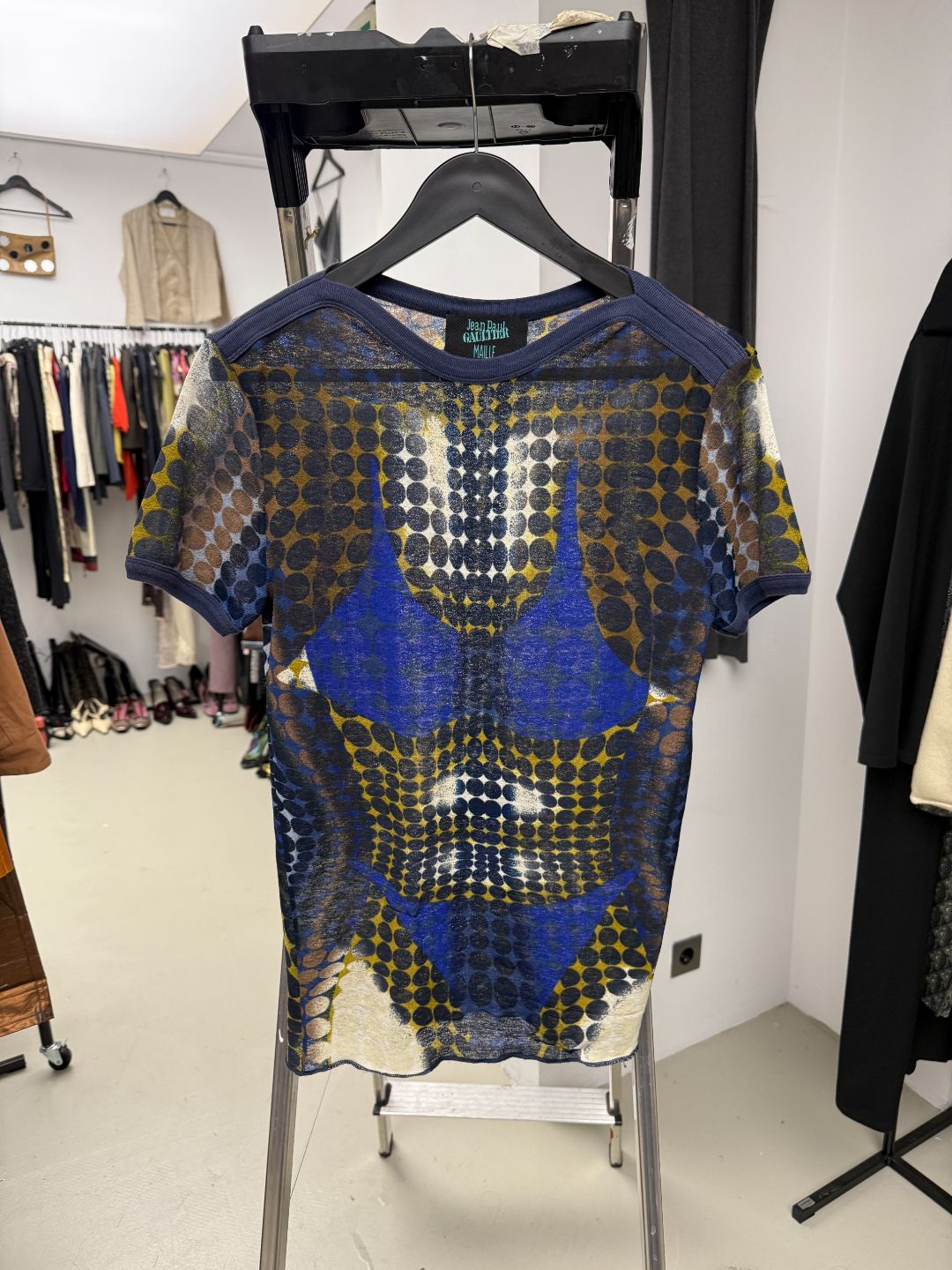 8c6c53a6-35d9-414e-be6f-a453fdcd8d76