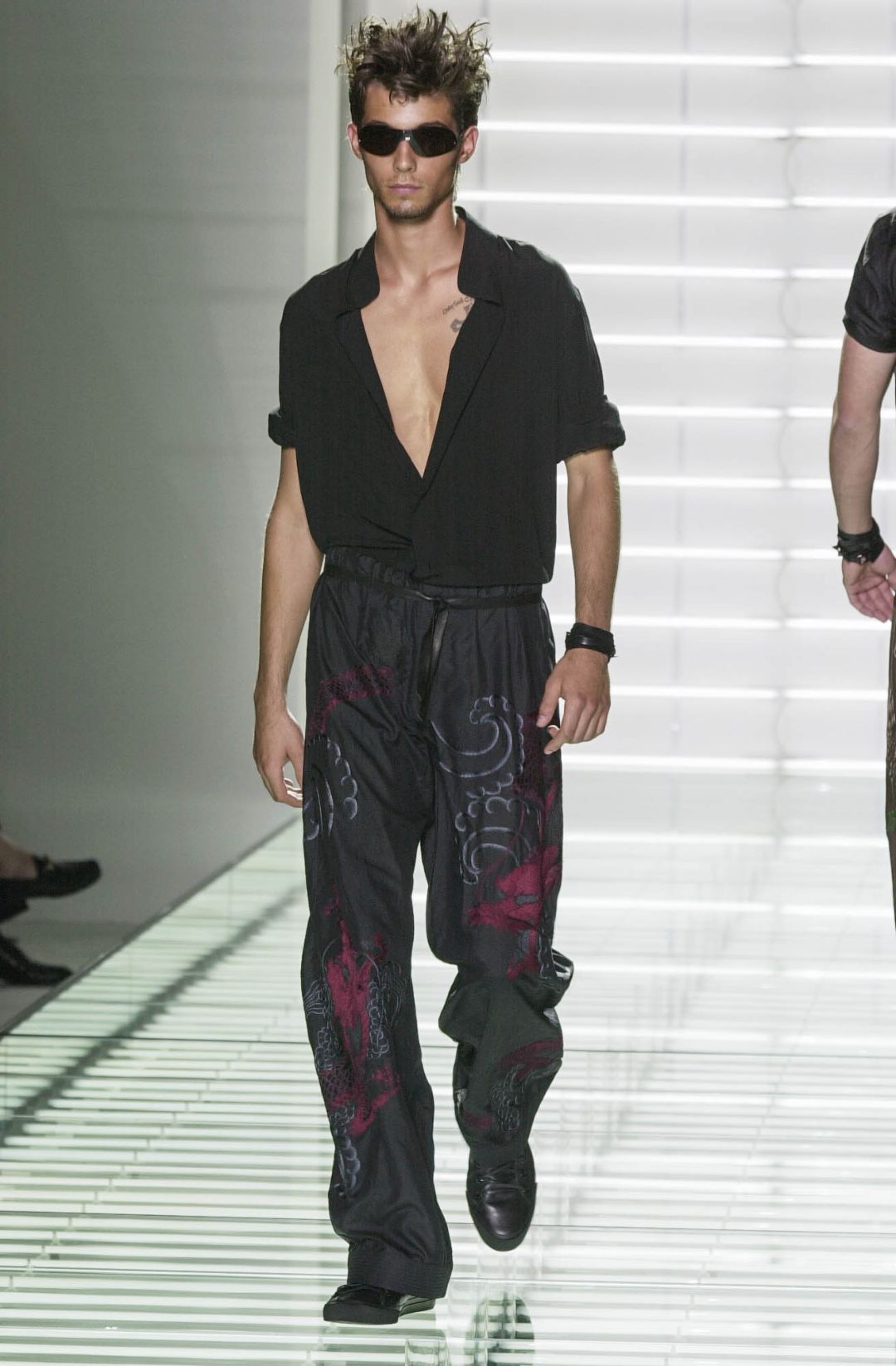 Gucci by Tom Ford S/S01 Black Silk Embroidered Pants by GUCCI in size M from TROUSERS category