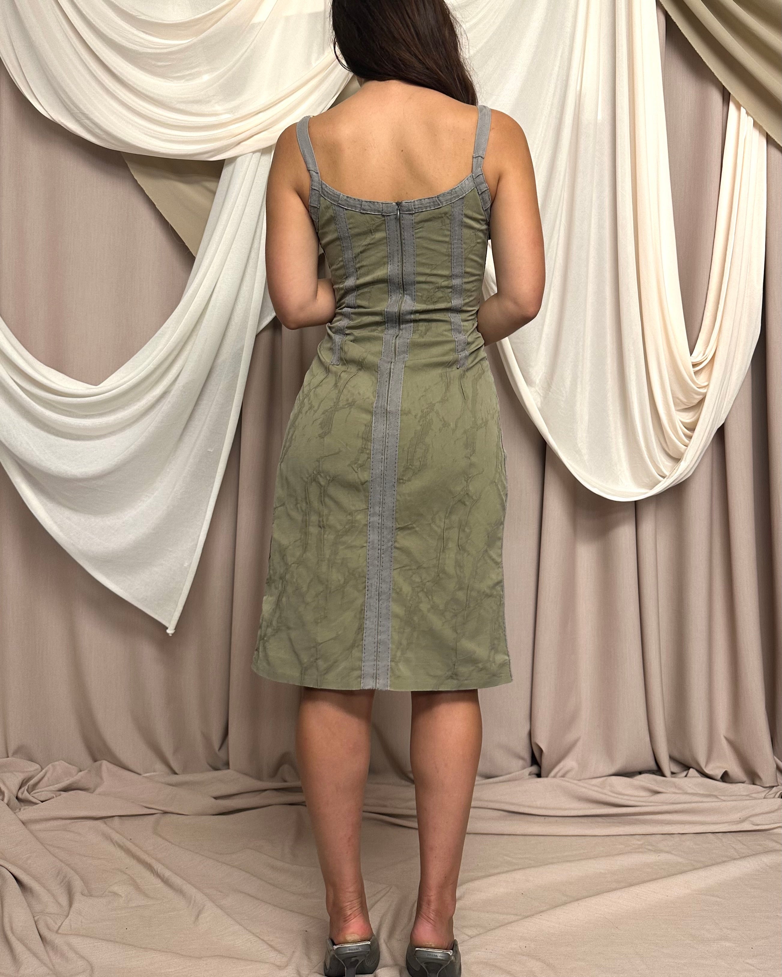 Thumbnail 3c333507-28f3-4ed9-affe-2e426819ad45