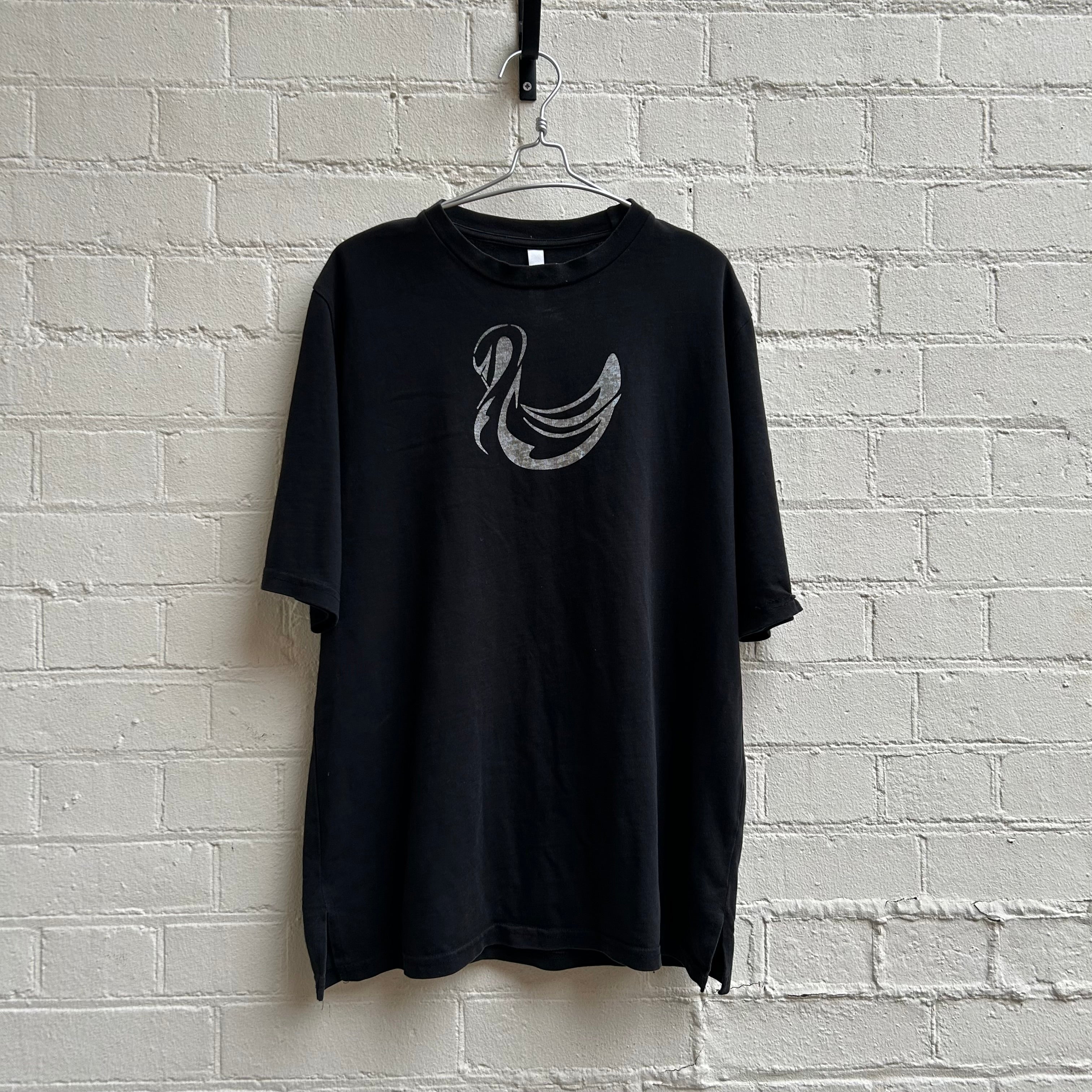 Cottweiler Swan Graphic Top by 2 BAIA VISTA in size L from TOPS category