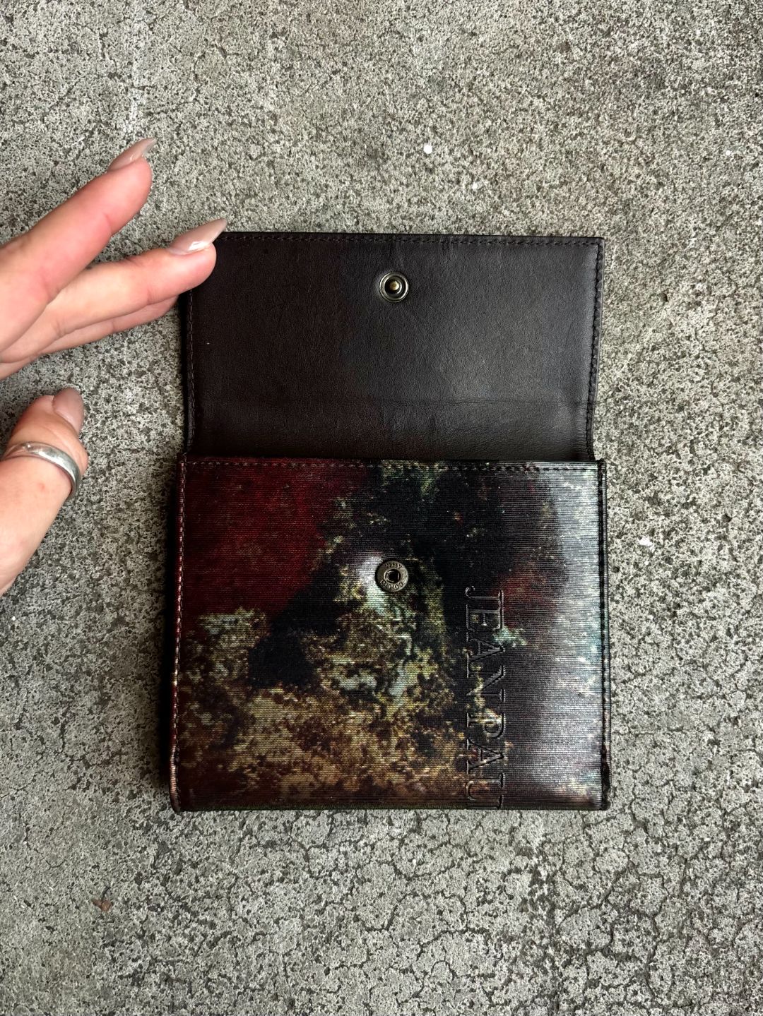 Thumbnail 1def2902-9098-4c2d-b901-d9c98456f511