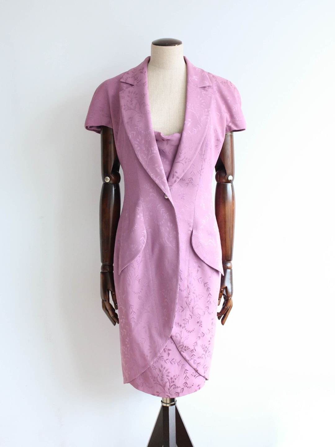 f78a6945-1c96-4f07-a9c6-b1a3cdb35c27