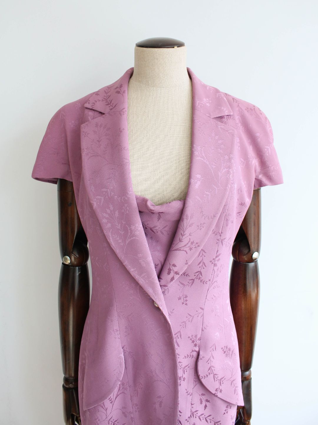 Thumbnail c9dbb777-8689-45bc-b6c8-f6f4f621833d