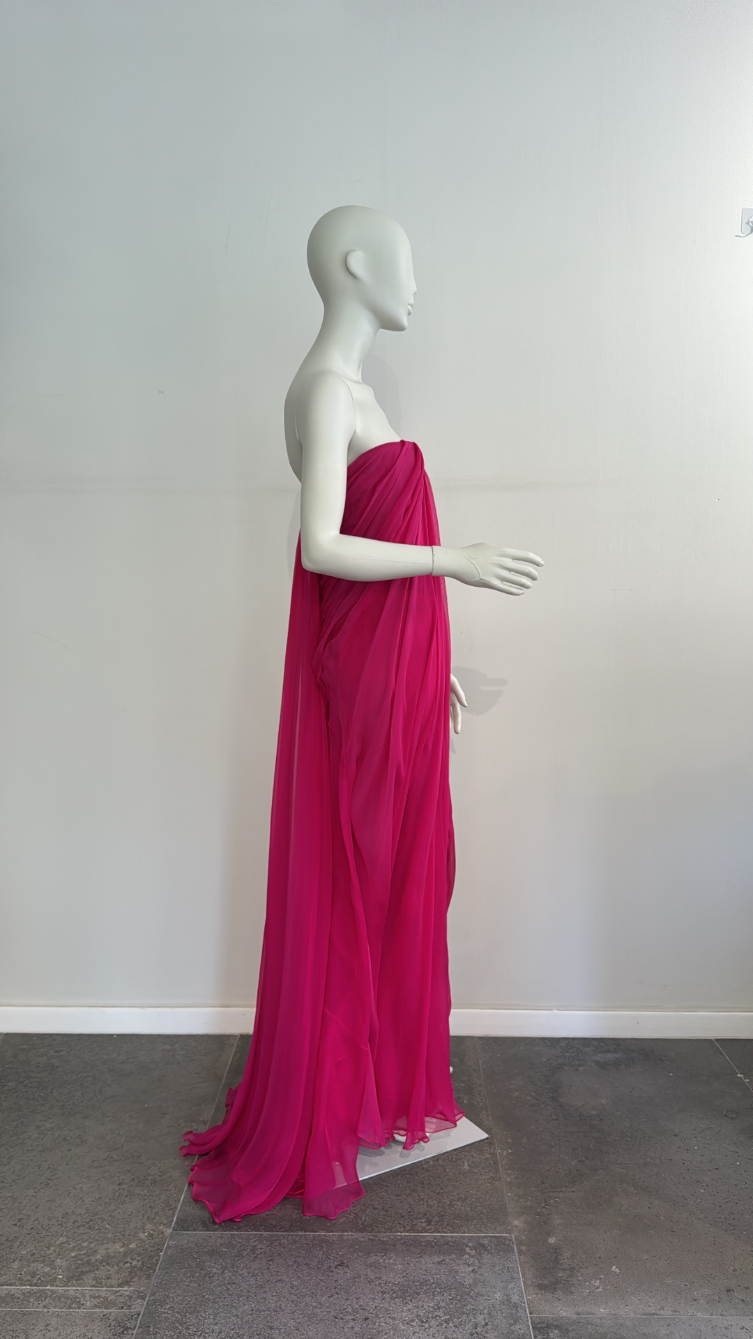 Thumbnail 0a767175-e0d8-4611-8a0b-d3d8d9e275df