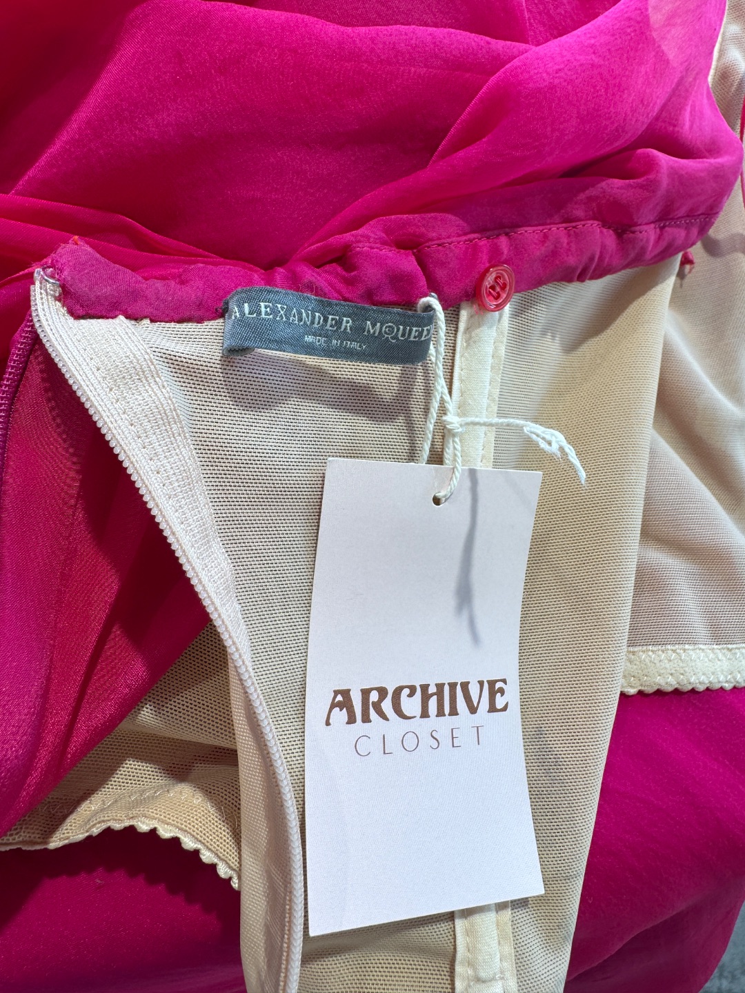 Thumbnail f7ff875d-1f17-4b33-a823-265d812c7edf