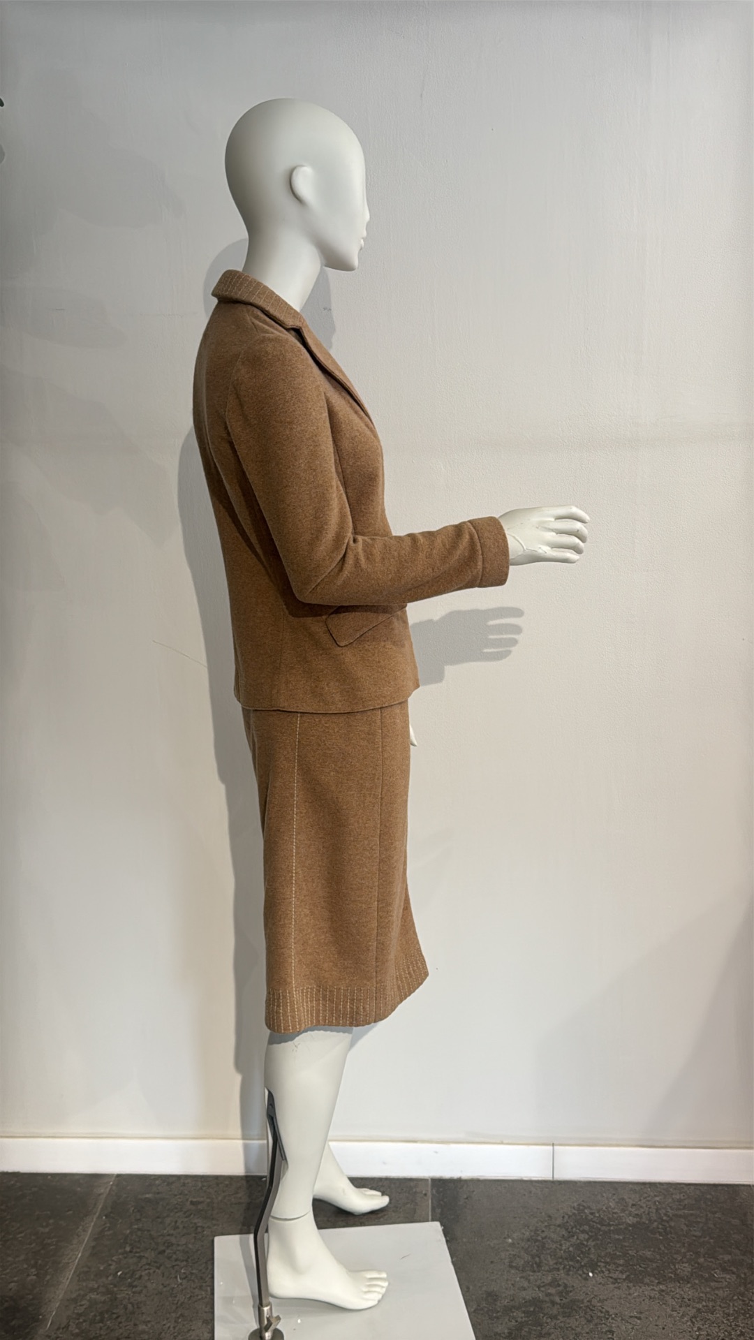 Thumbnail 5761107e-924c-456f-aec5-a19e8e48932d