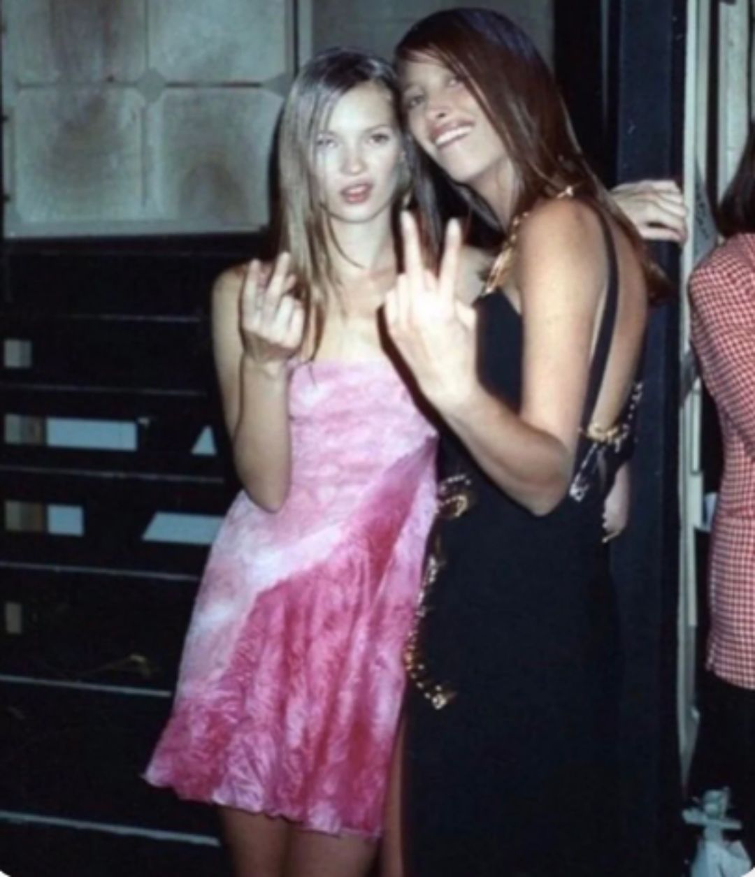 Thumbnail d3125076-5319-49a8-a153-3c03684ef6a5