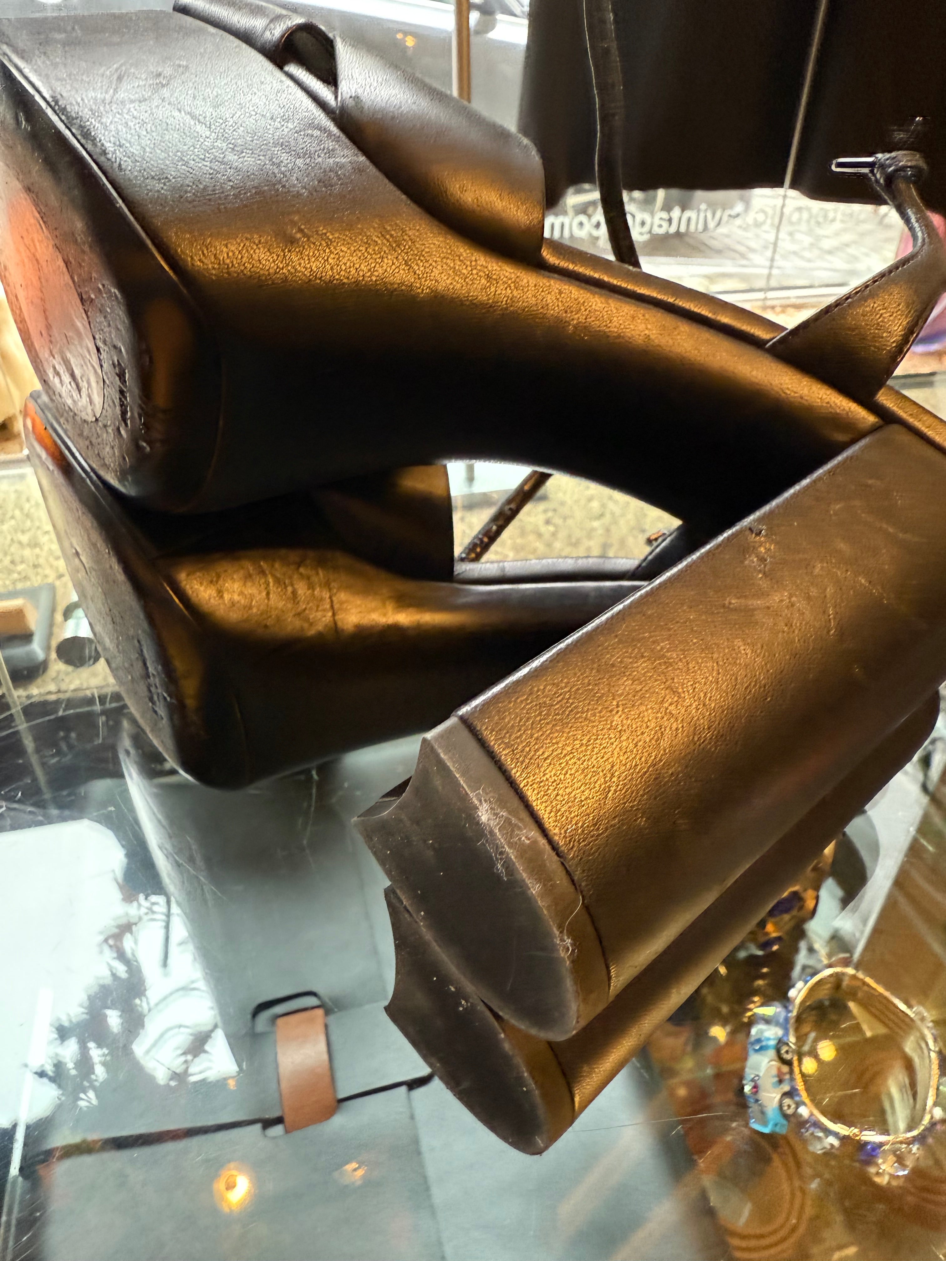 Thumbnail 78c92792-e72f-46f2-a4c6-9ace4d08dc43