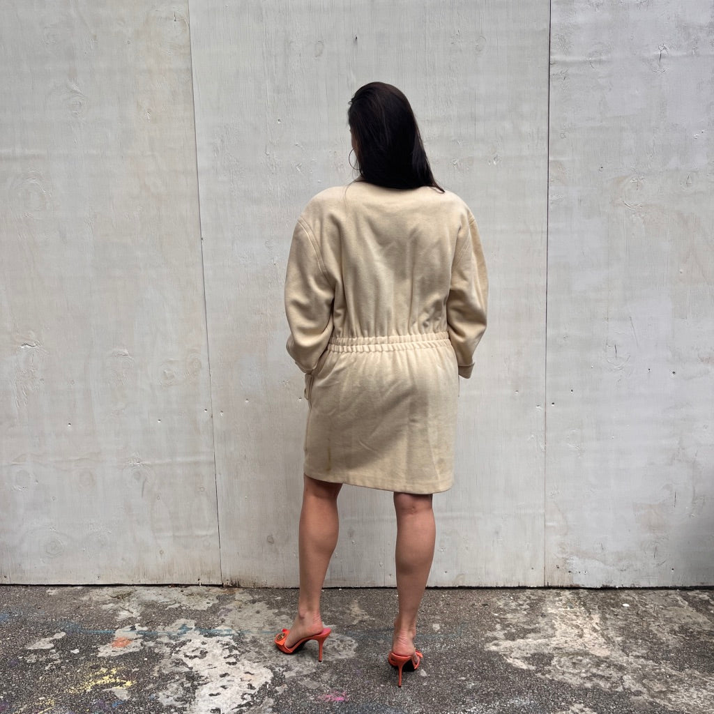 Thumbnail 96c7d731-08fd-4123-843c-47035792e76c