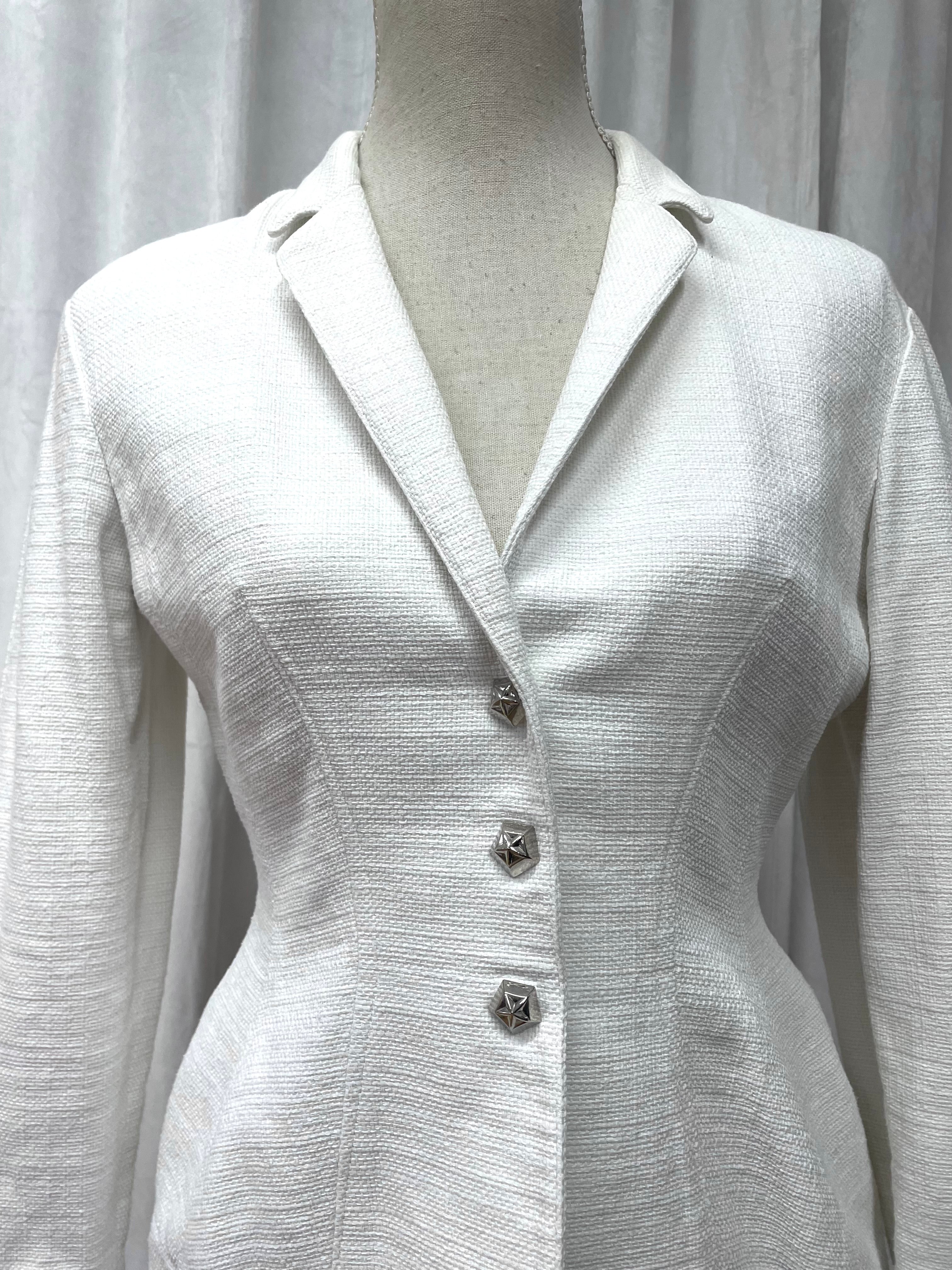 Thumbnail f4dcddc7-5ad1-46cc-9f80-c1ba021739fc