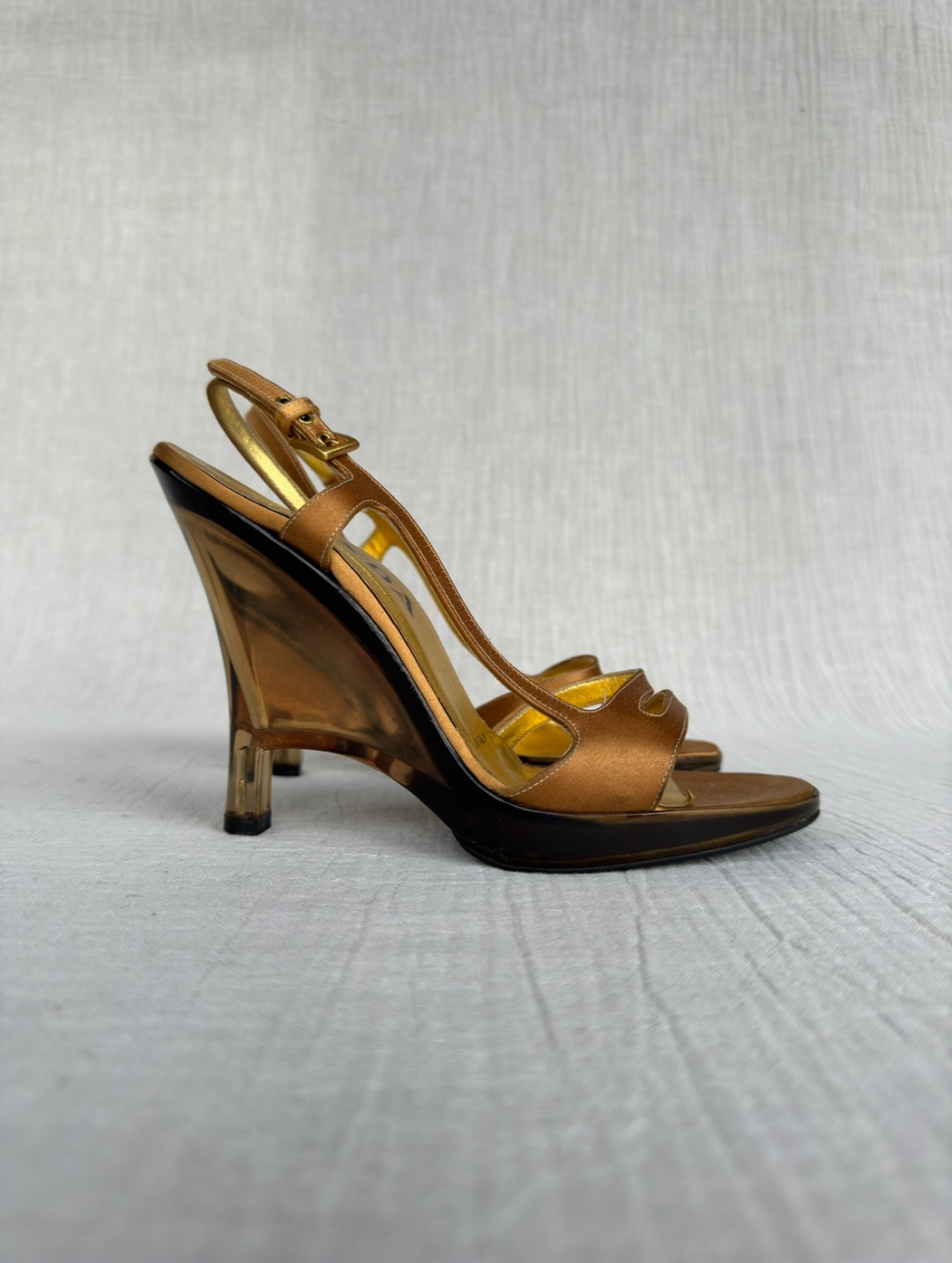 23c7cfa1-3e70-4c3a-b446-915df5da110f