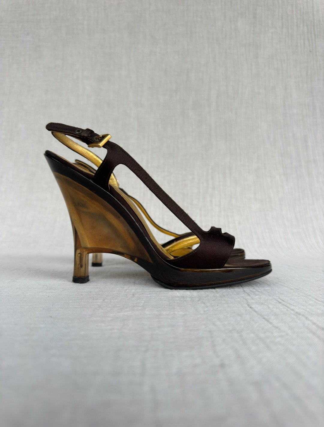 Thumbnail 477a76c7-098c-44e8-9d05-6aad5dbae3ba