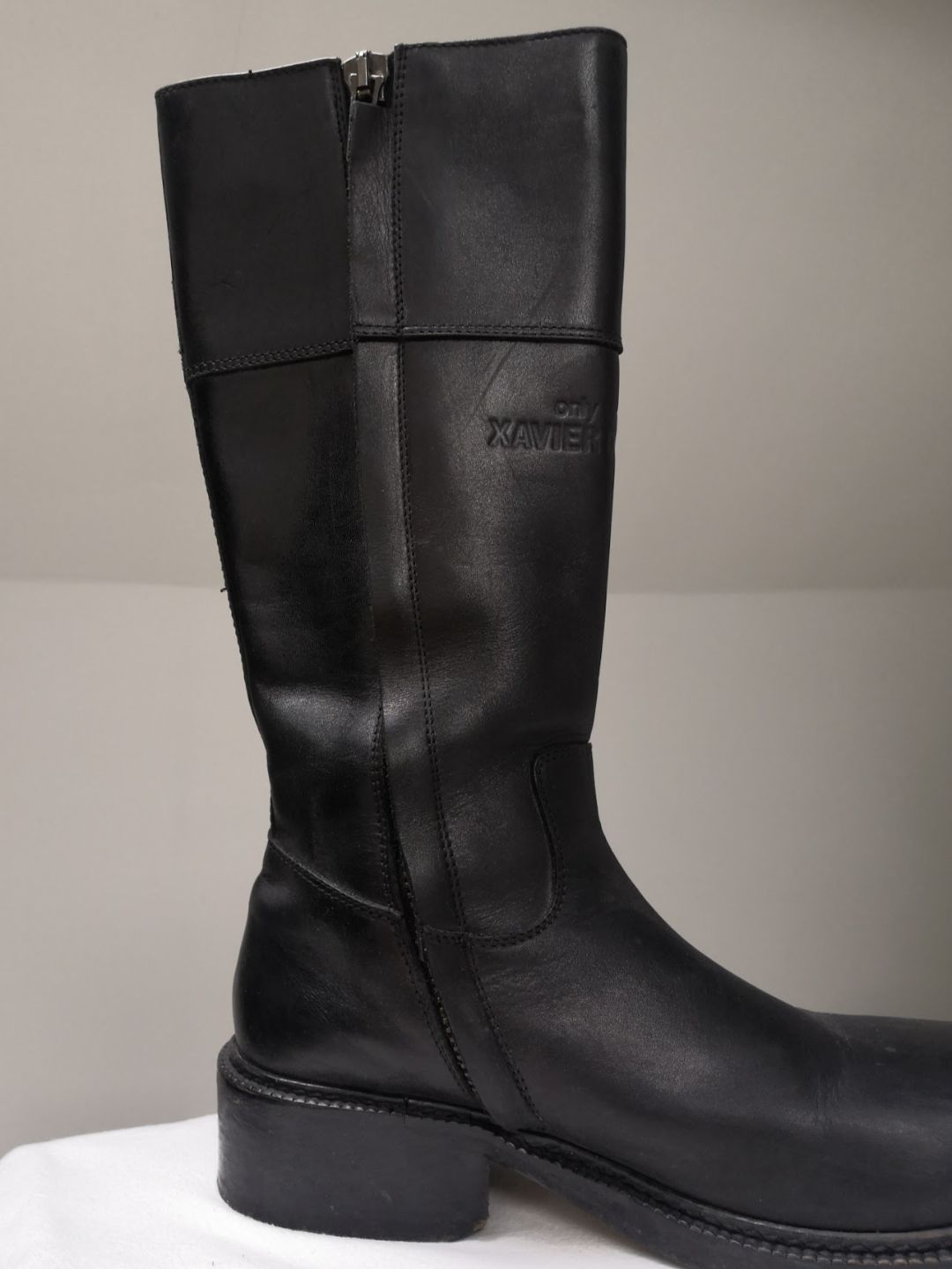 Thumbnail 48f5f352-b0a6-4949-bd04-35e6e8ffa9ac