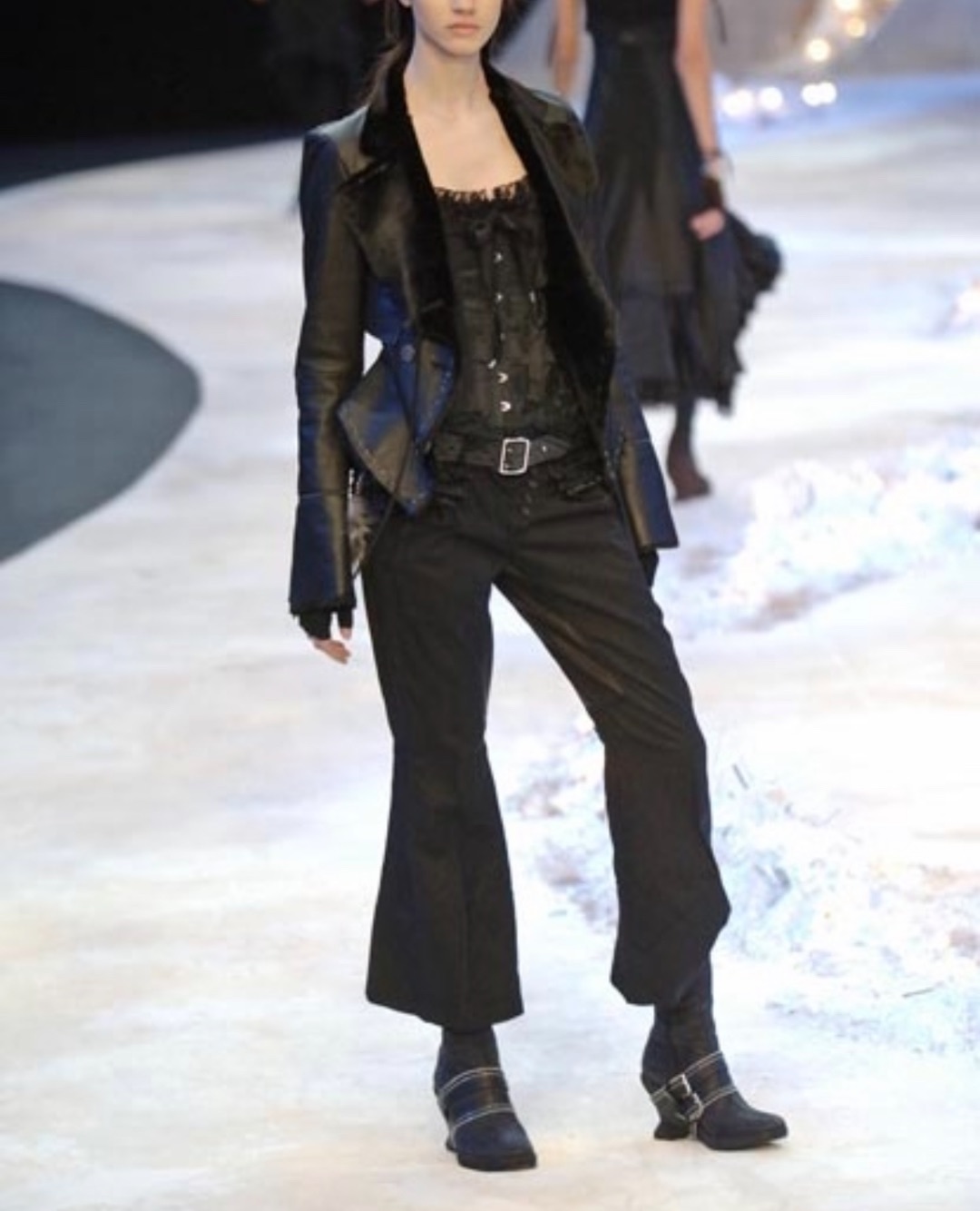 Thumbnail 2b074d97-441a-40e4-a3ae-7924564dbc32