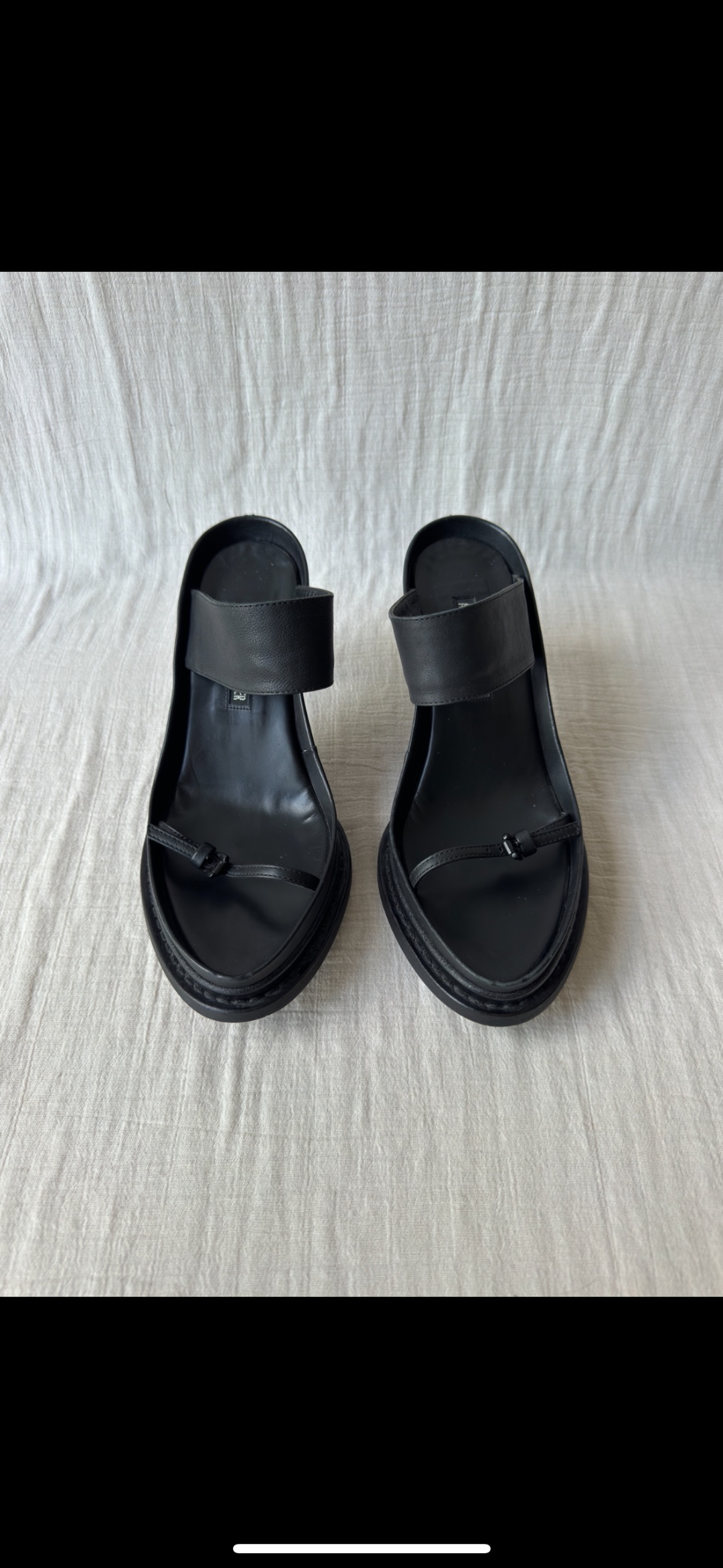 Thumbnail 25f4e3ef-ac21-4fab-9e31-9f14aa2b2b73