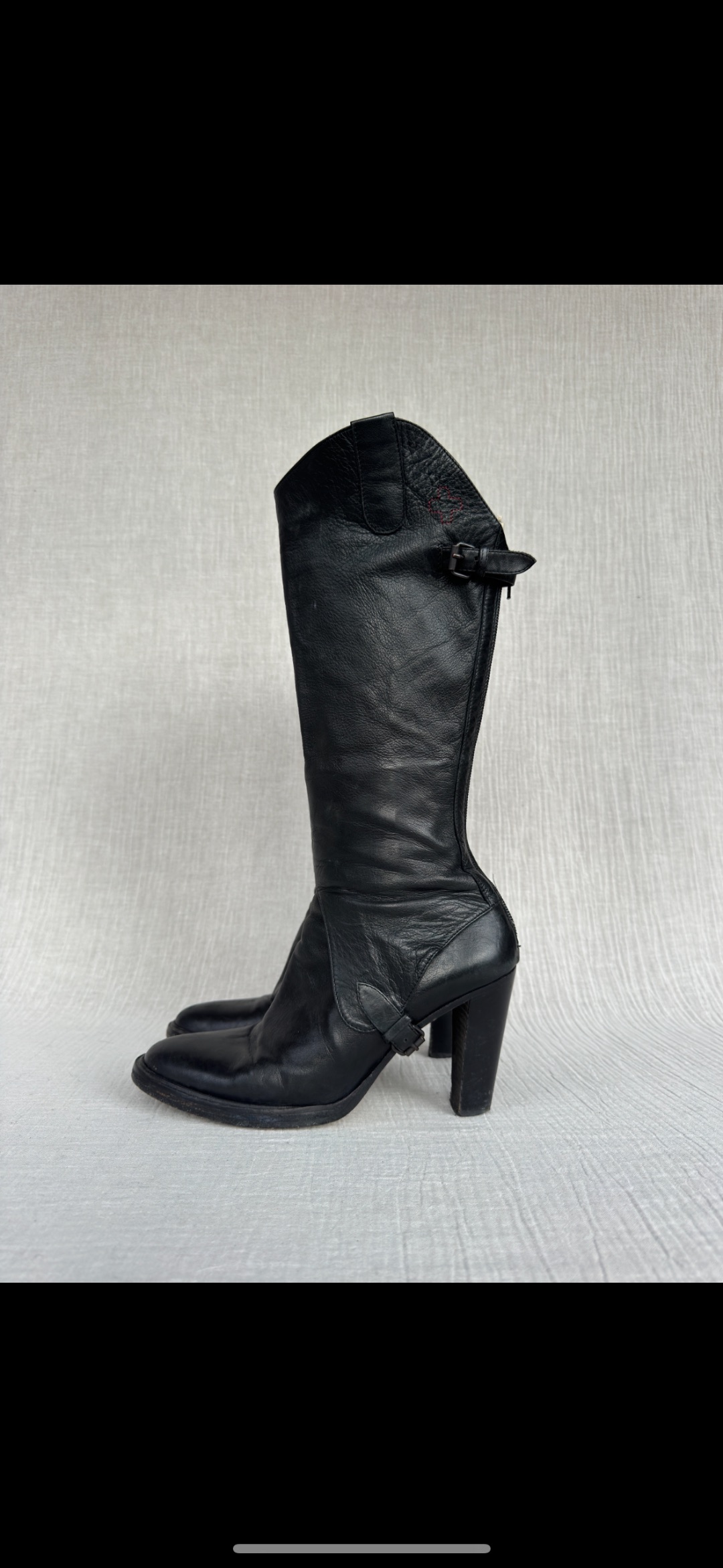 b964fa8c-19b0-4cee-a932-dae3c87c2f3d