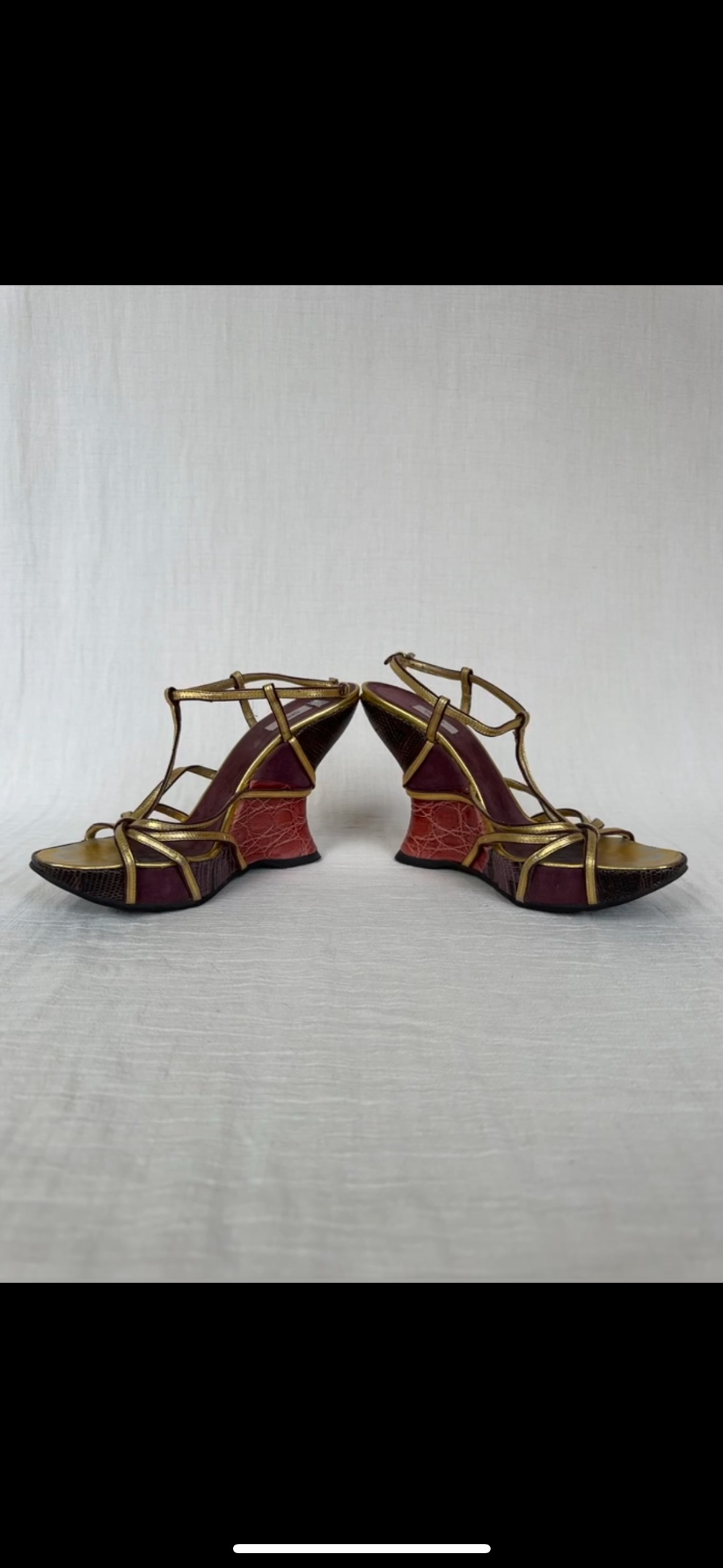 Thumbnail 34ab1d1d-f67b-4679-851c-b2b798f567bf