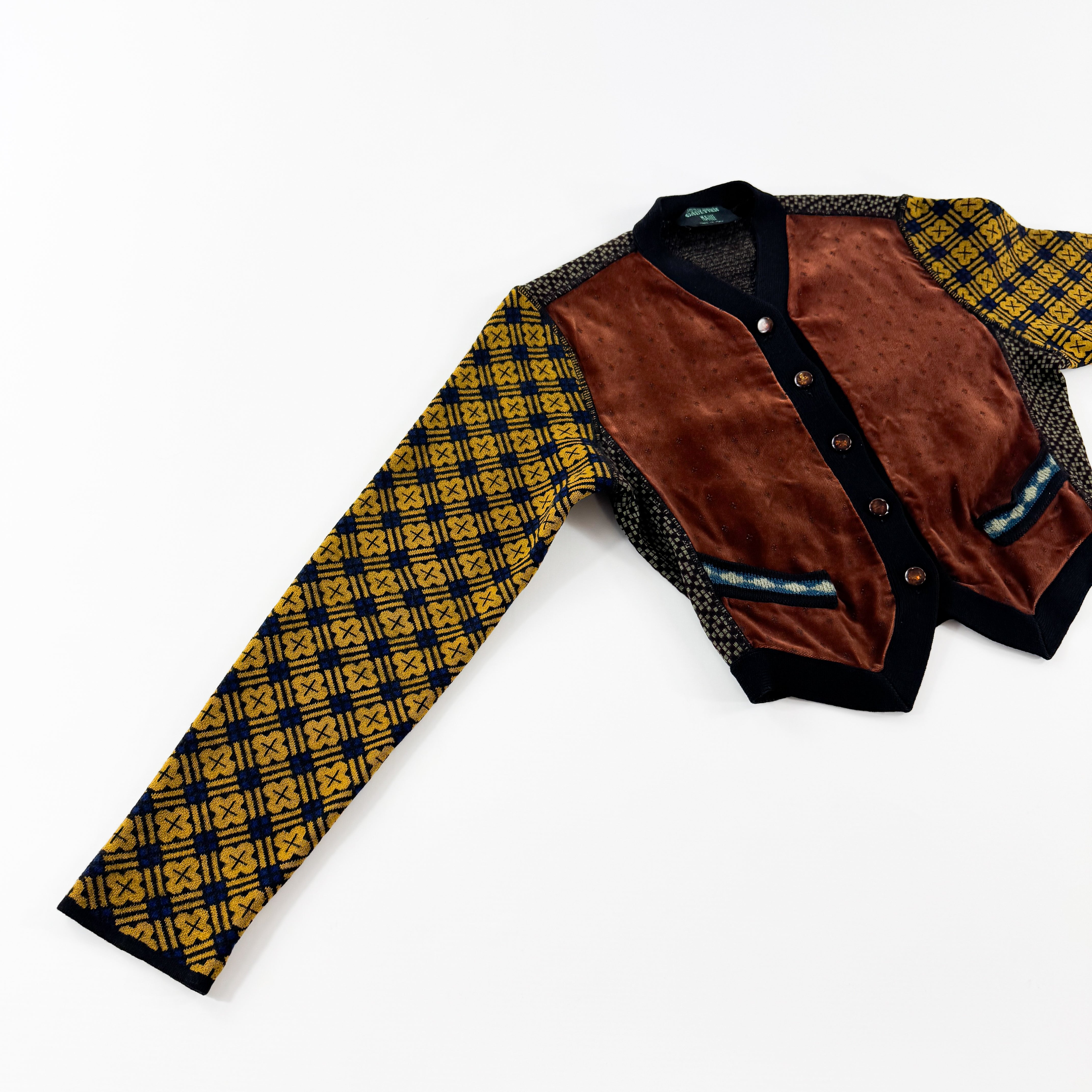 Thumbnail e5c6594b-74fd-404e-8945-105057f04619