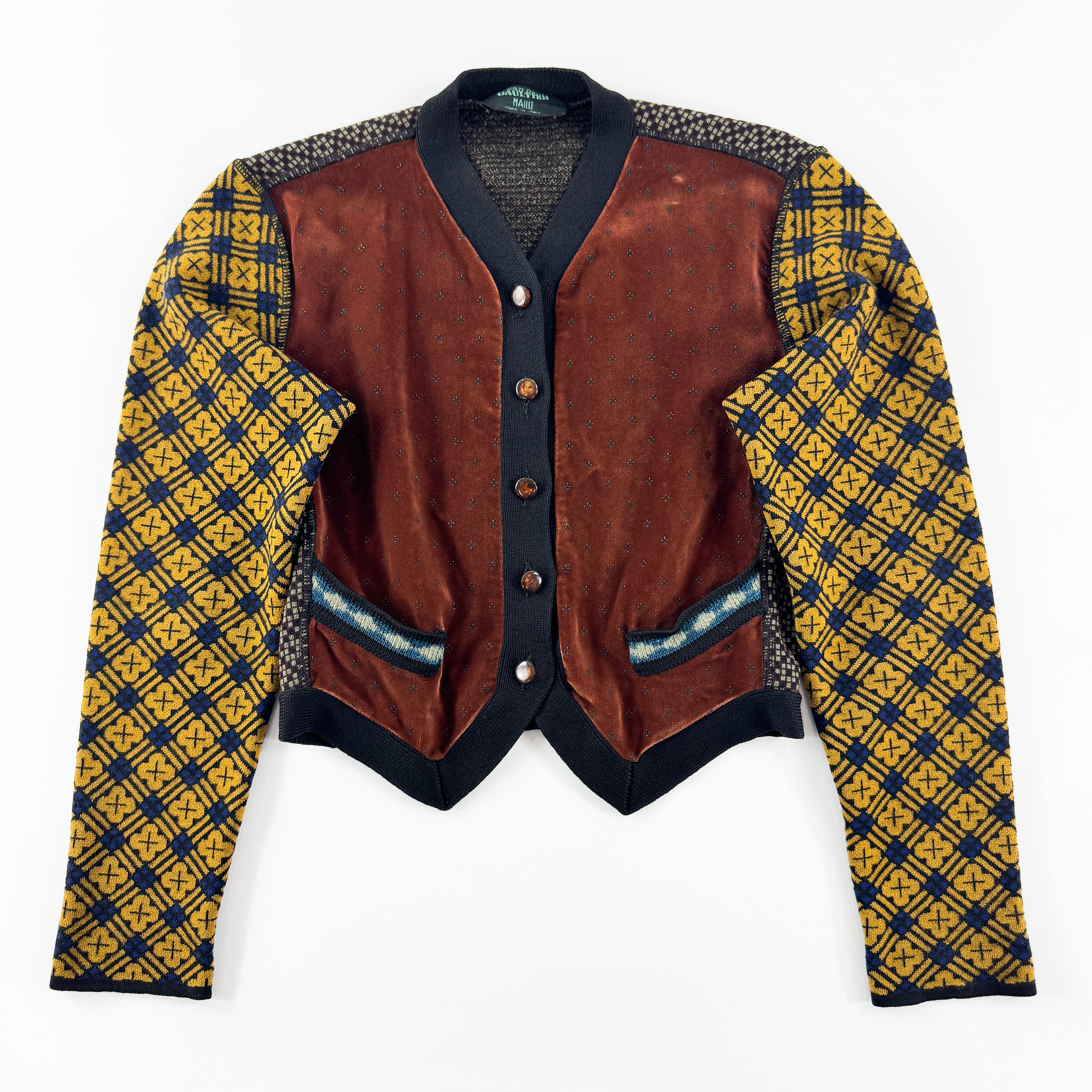 e9cd4908-9e70-4acf-86e4-ae051b6b7619