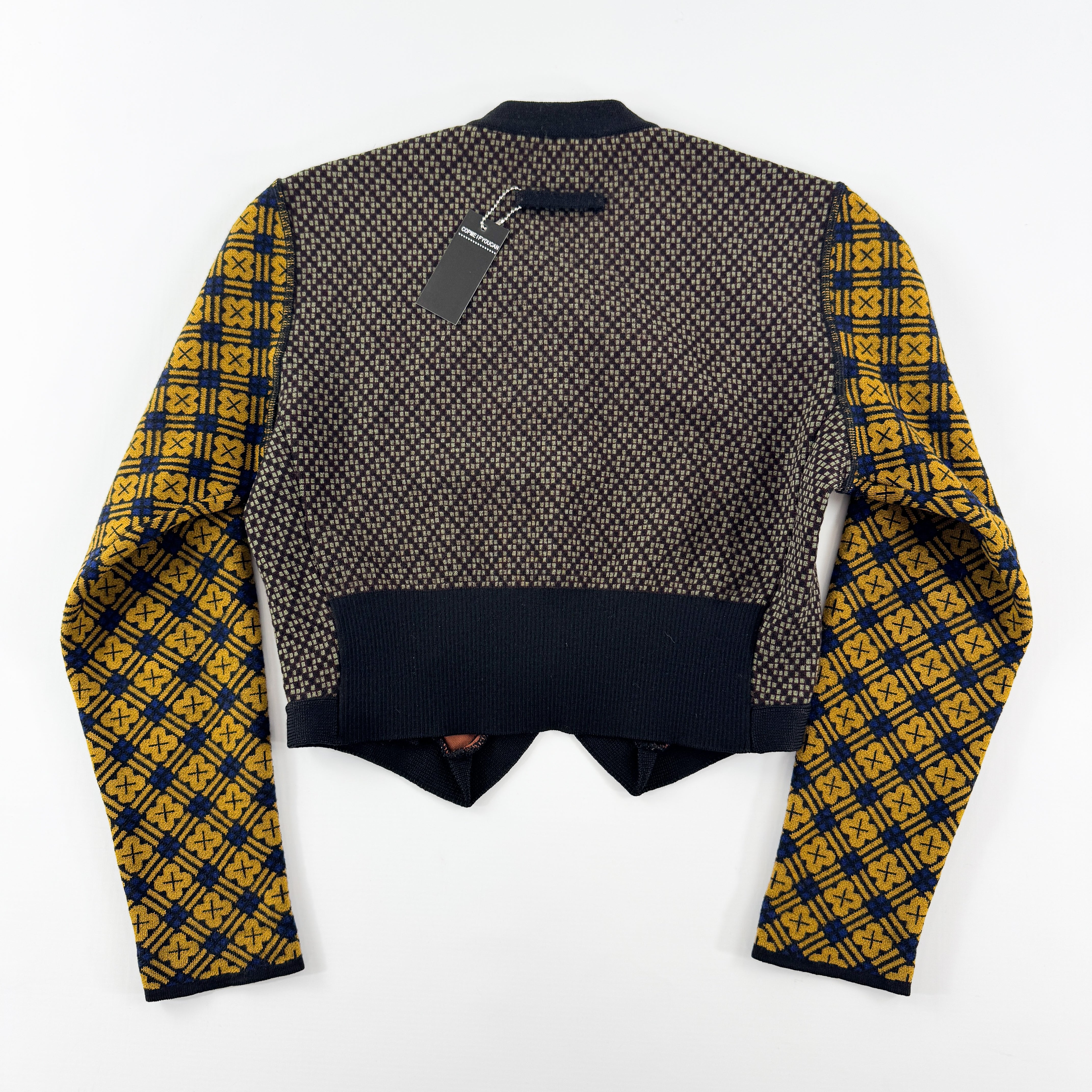 Thumbnail 326d770a-4671-4f15-862f-9319fd691970