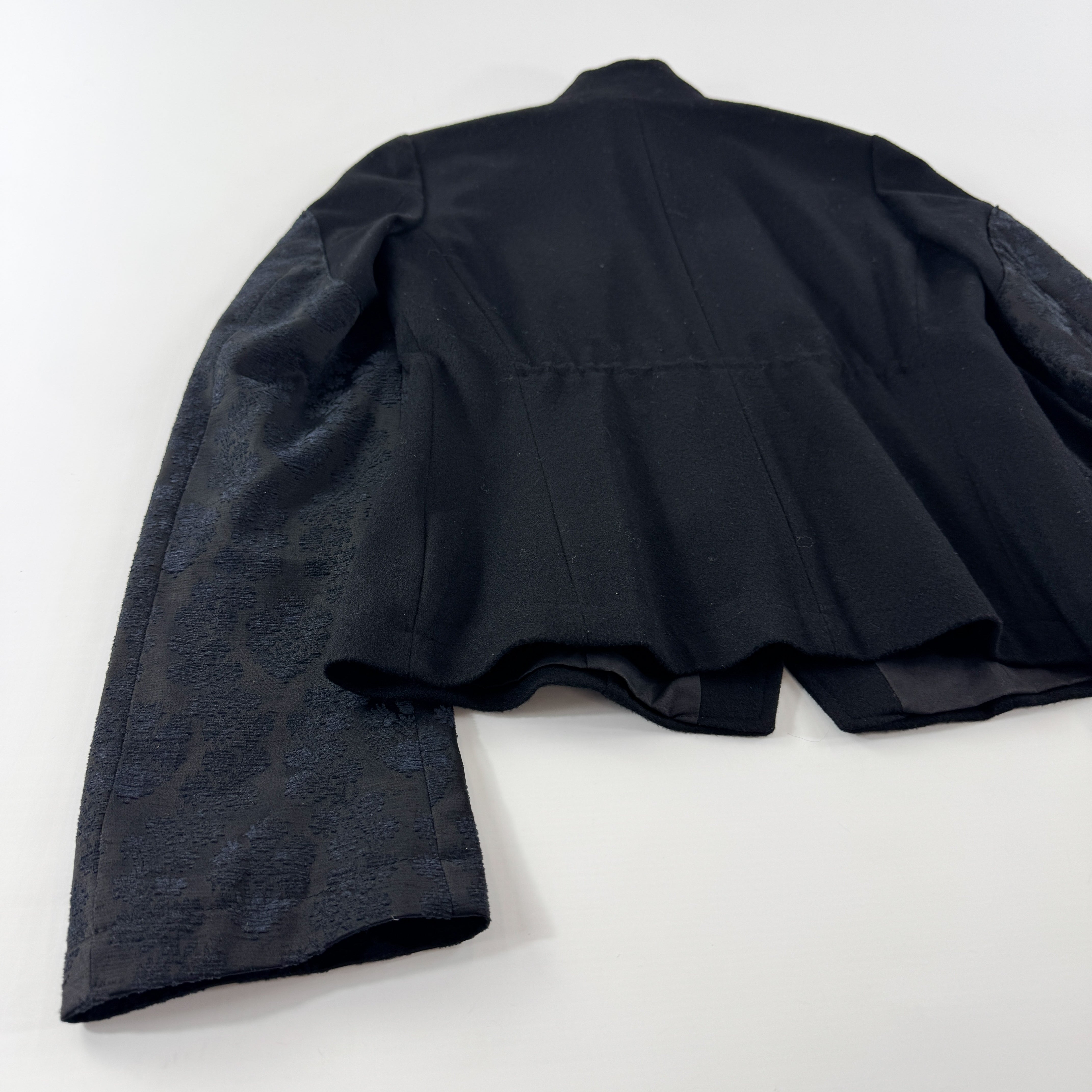 Thumbnail f0592326-efda-46f1-81b9-346a3bc99f1e