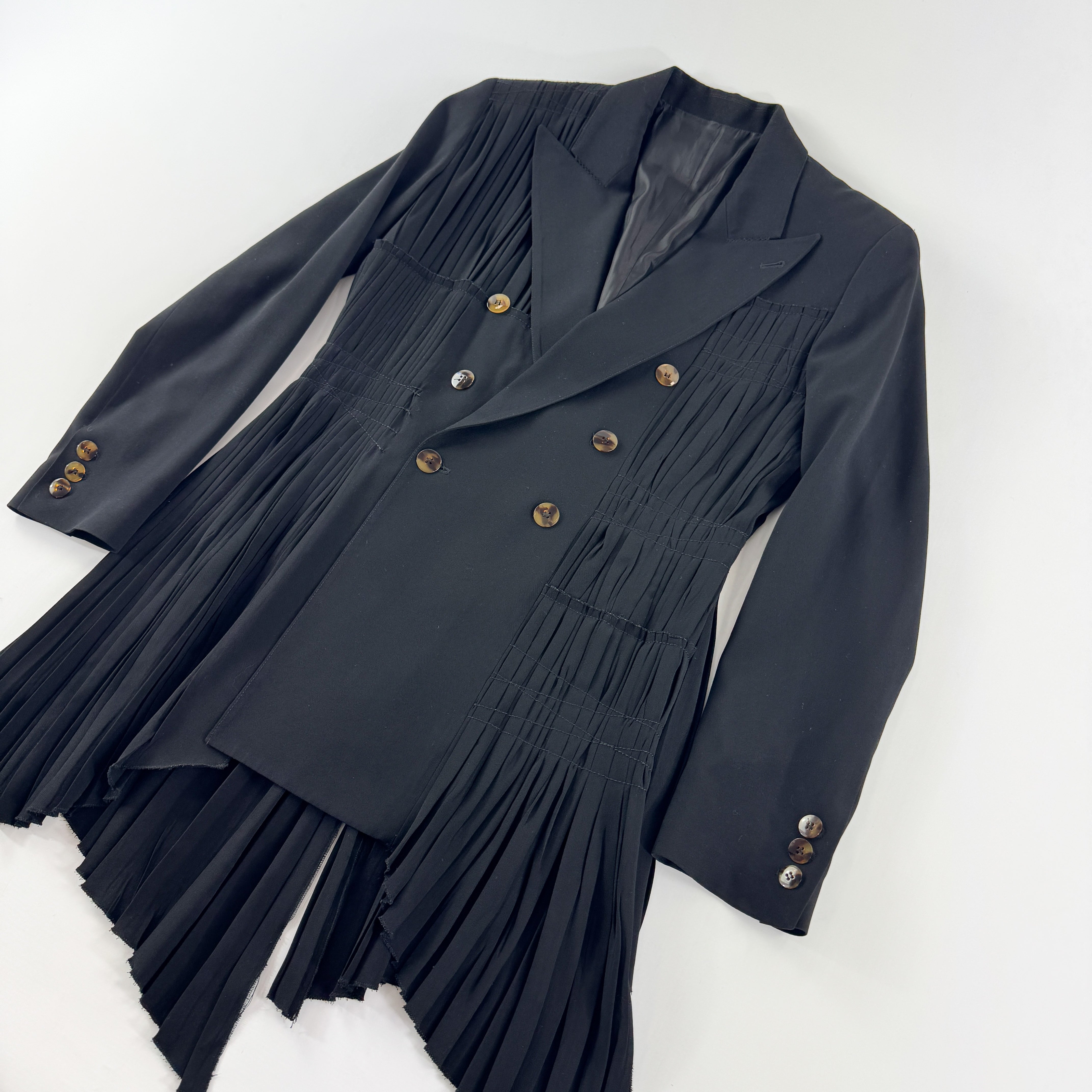 Thumbnail 6e933465-7e58-4ccf-ae9e-52ae2e497830