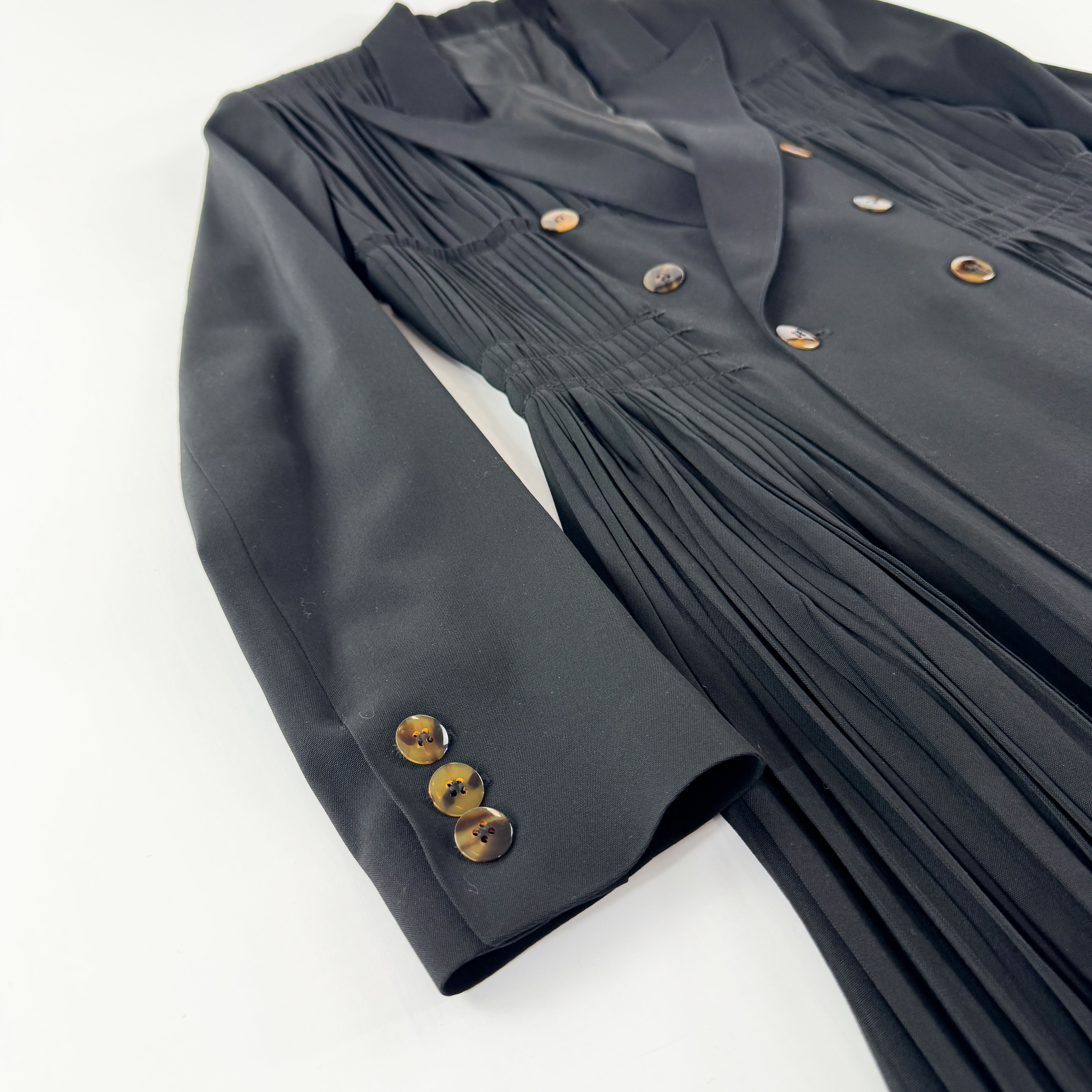 Thumbnail 83ba30b4-54f7-4746-a9ee-b3590ca9cb13