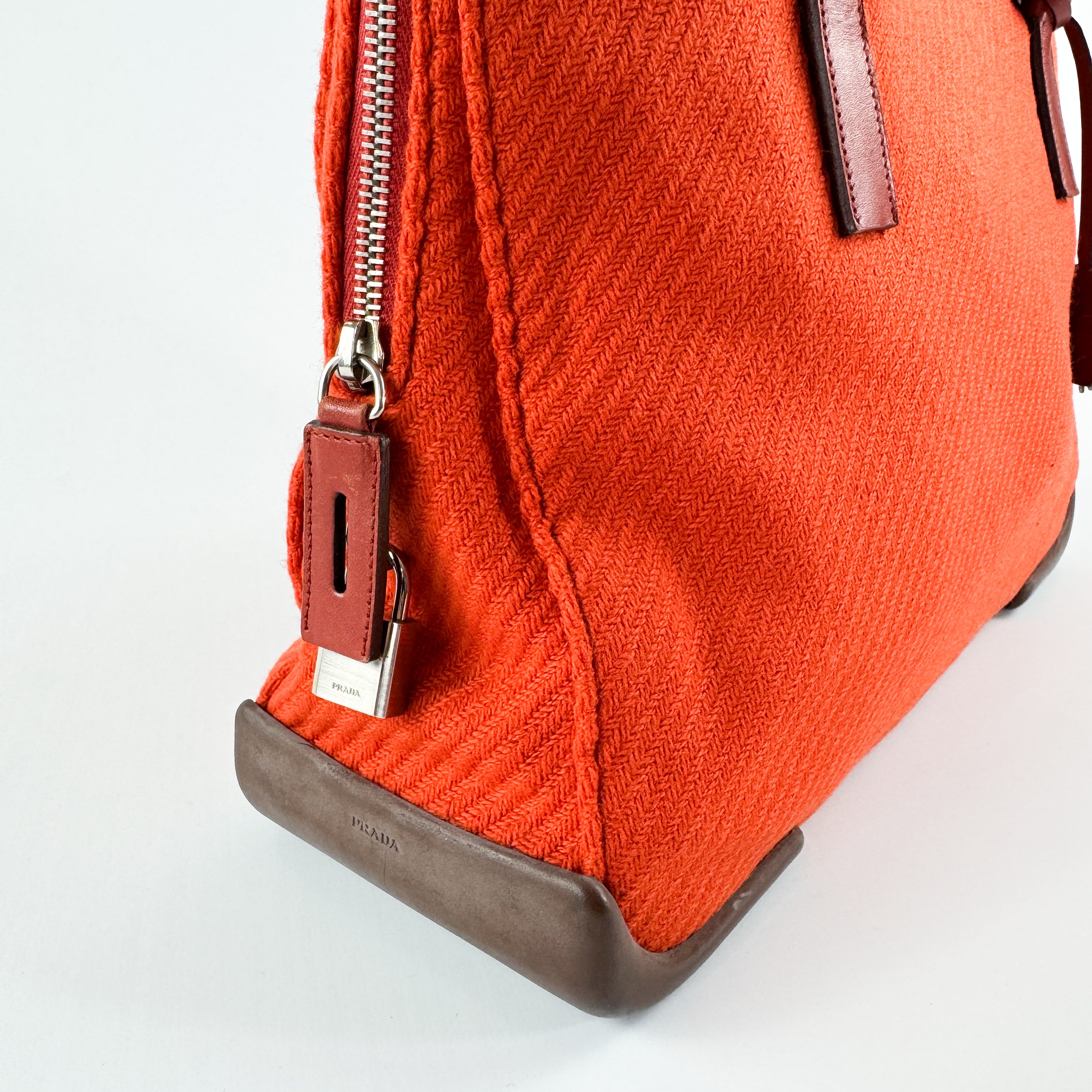 Thumbnail 6bf5f70e-834e-4aaf-b488-28e206fb90c9