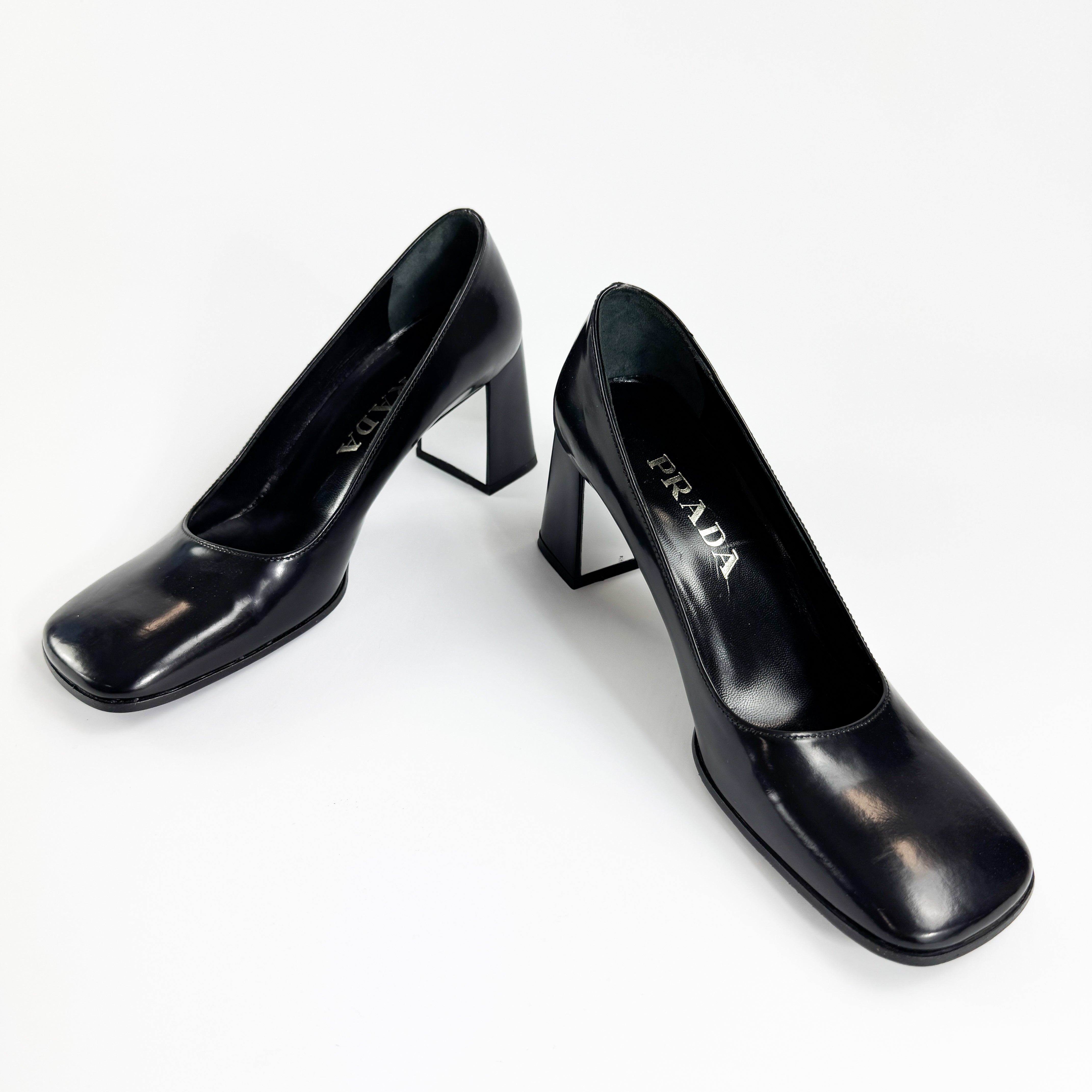 Thumbnail b7b399cc-864e-433b-b032-ebc38ce62472