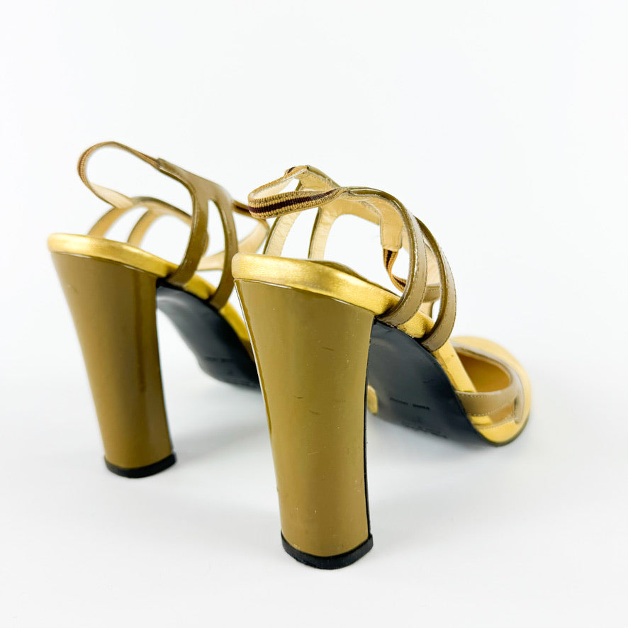 Thumbnail 803c0ff0-9bf2-4c2a-ae26-ad0c7b2771f1