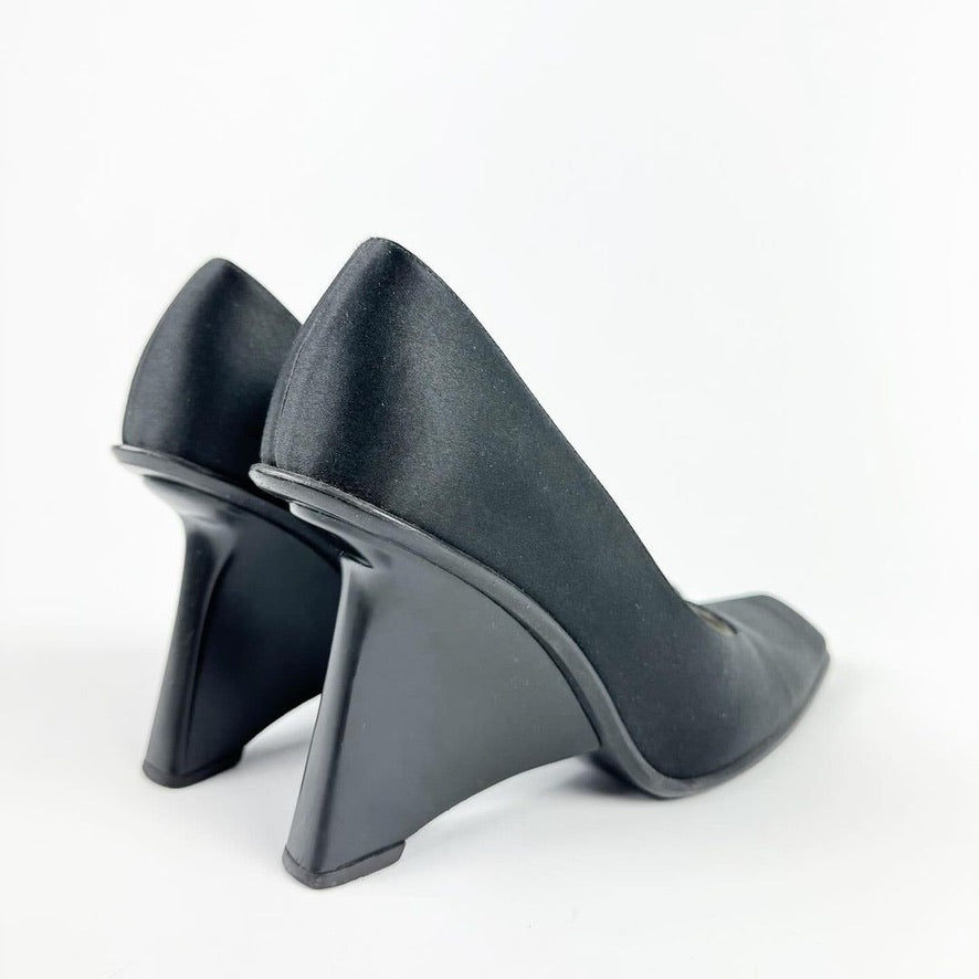 Thumbnail 27a65052-1b35-4821-a871-6ae56d575290