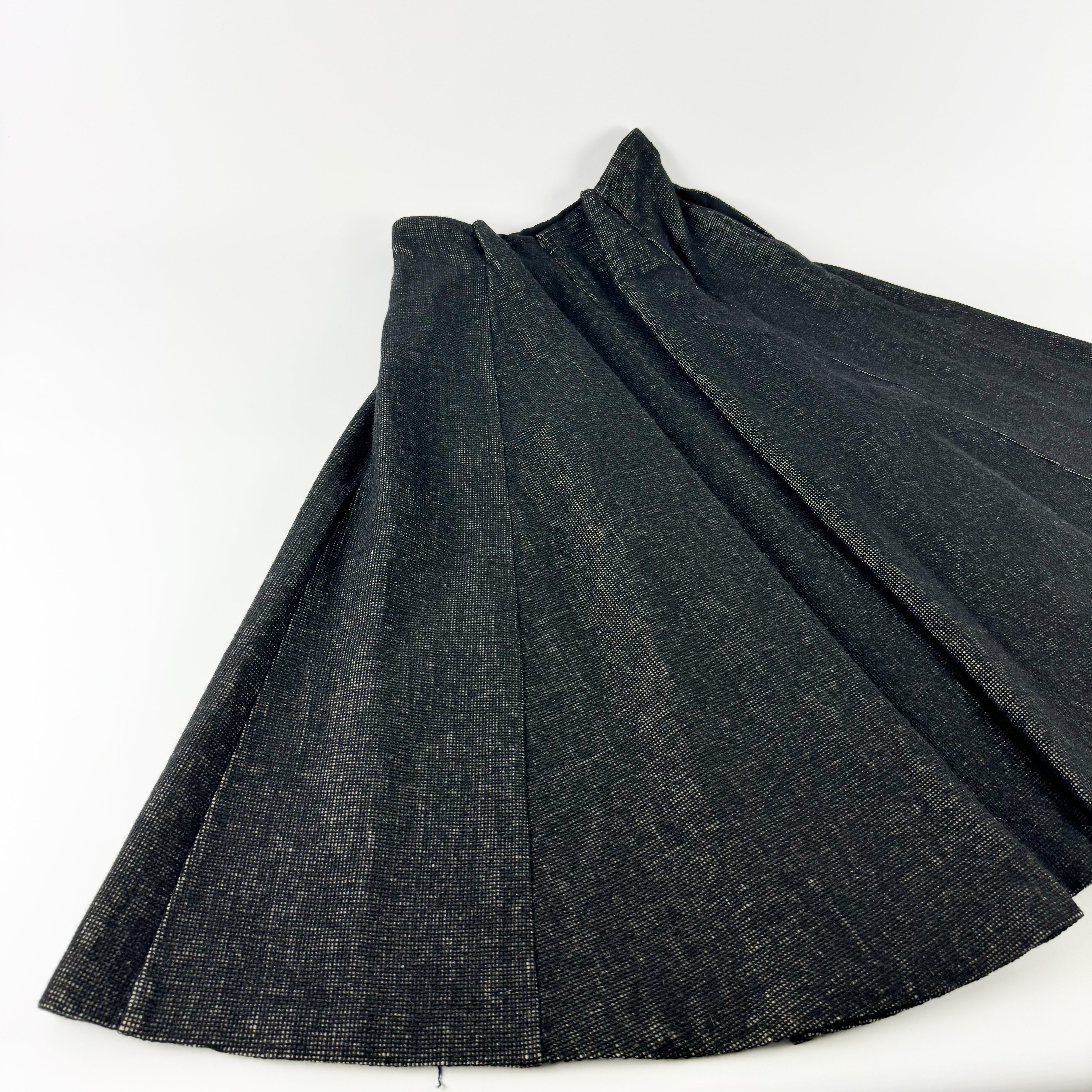 Thumbnail 37c793b9-b1c8-4b17-95bc-05a73c91e721