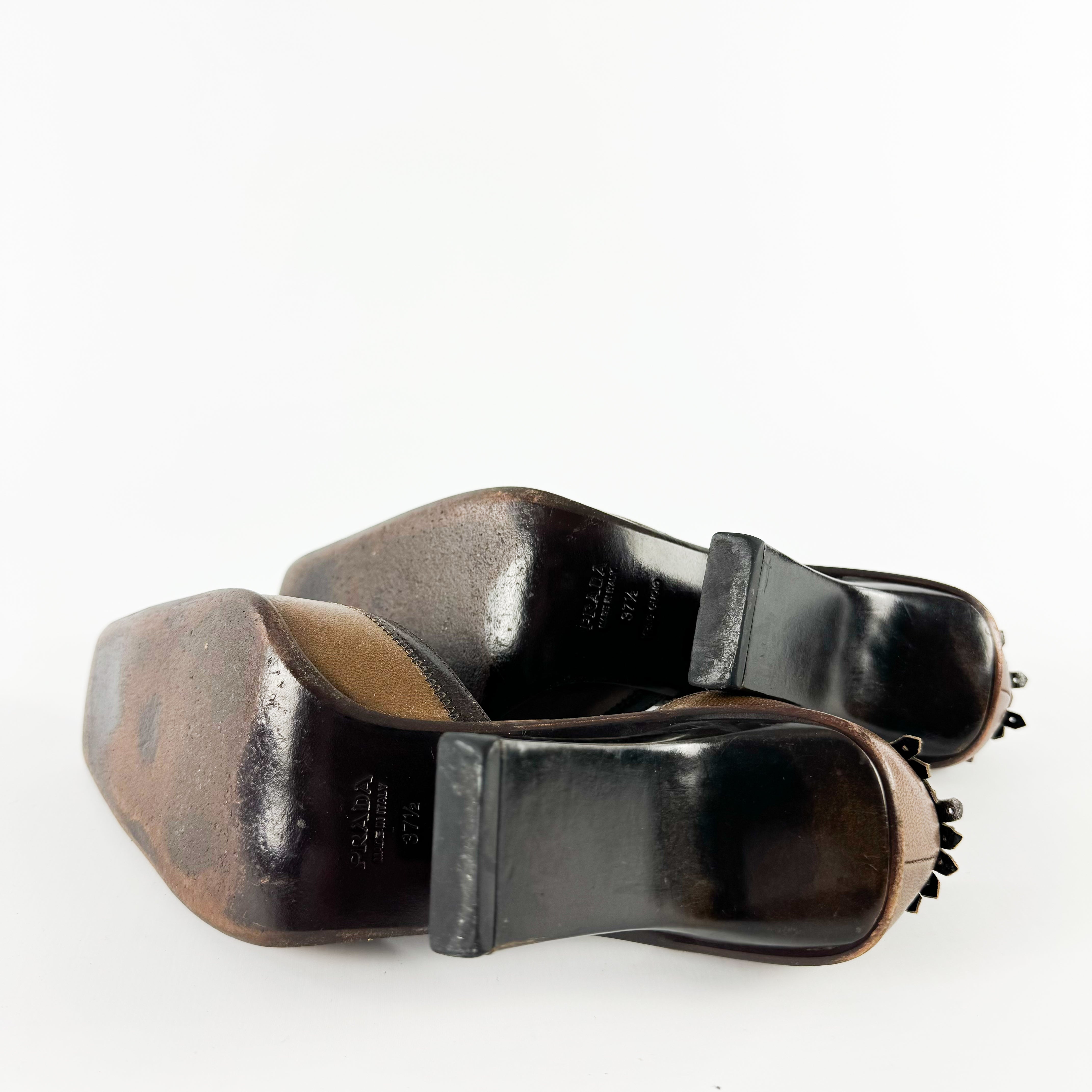 Thumbnail e8e2f1c6-b055-4ca5-b5cc-1fe380dd72af