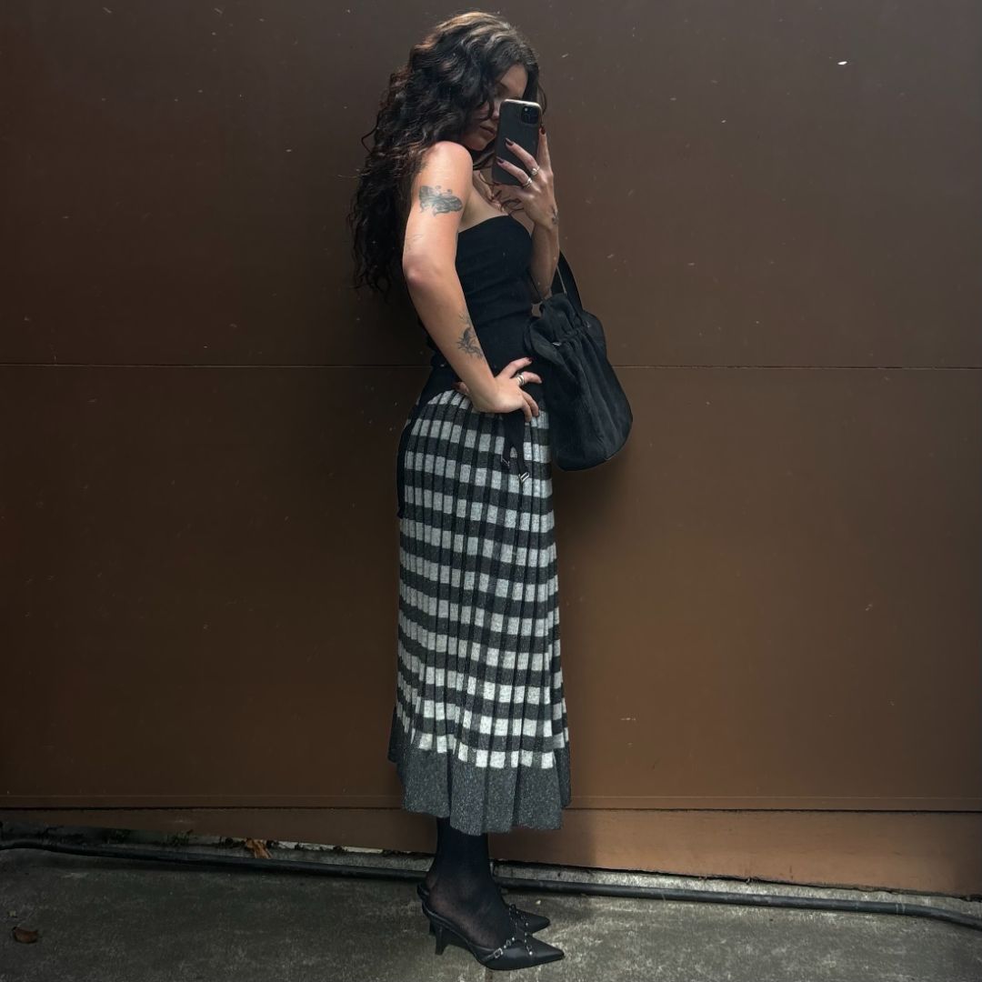 Thumbnail 4a72cc8a-cf54-4559-9489-8ed8e65e3451