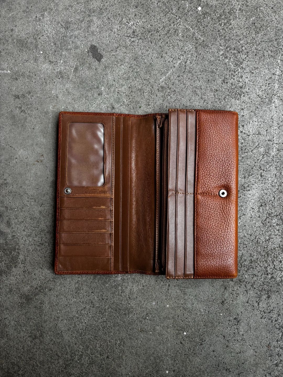 Thumbnail 5ecbd082-afd1-4f04-95b2-82333b141938