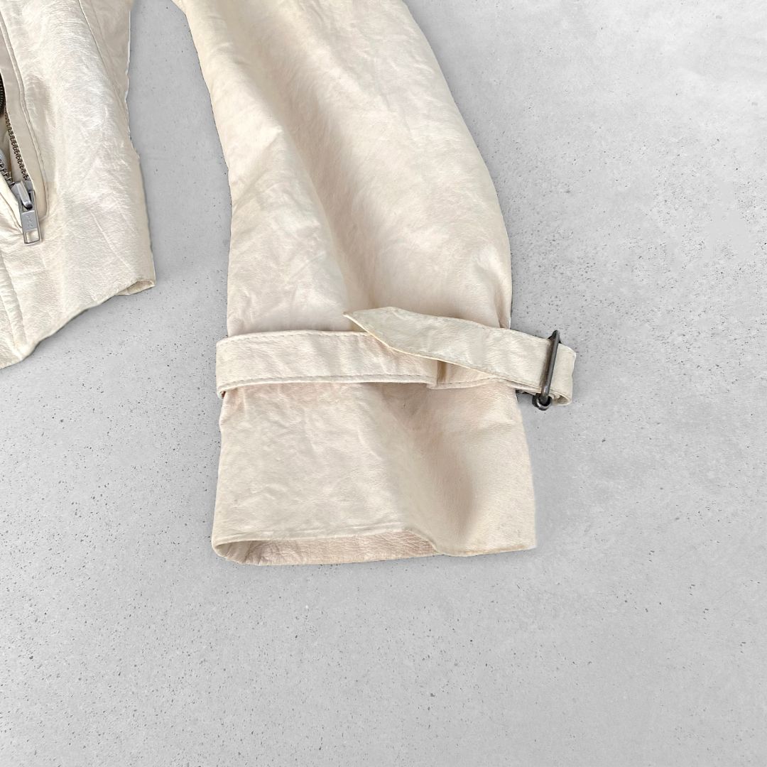 Thumbnail 97eb88d0-abab-4299-af9e-de58ecb93da5