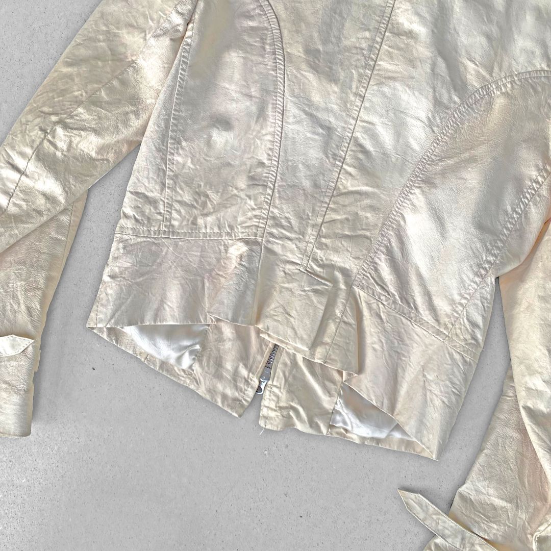 Thumbnail 78a21358-1e82-46ac-83ad-16f67af9e6c2