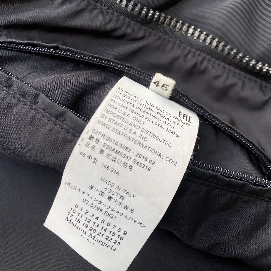 Thumbnail 73eb5eb9-1559-4bd0-a3e4-c7d75048b4bc