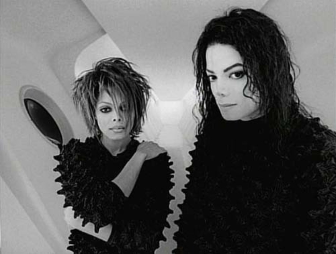 Thumbnail d607633b-db7d-4e12-ad8b-c0fcd785c25d