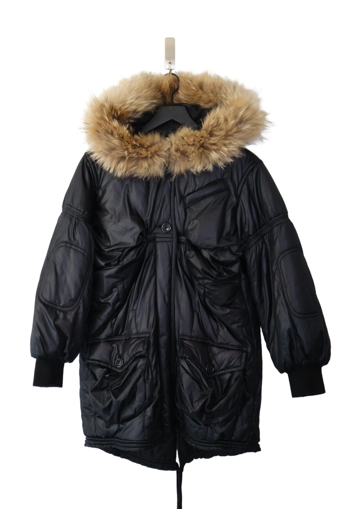 ab1b848e-fa53-40fd-94a6-c0242ac9009c