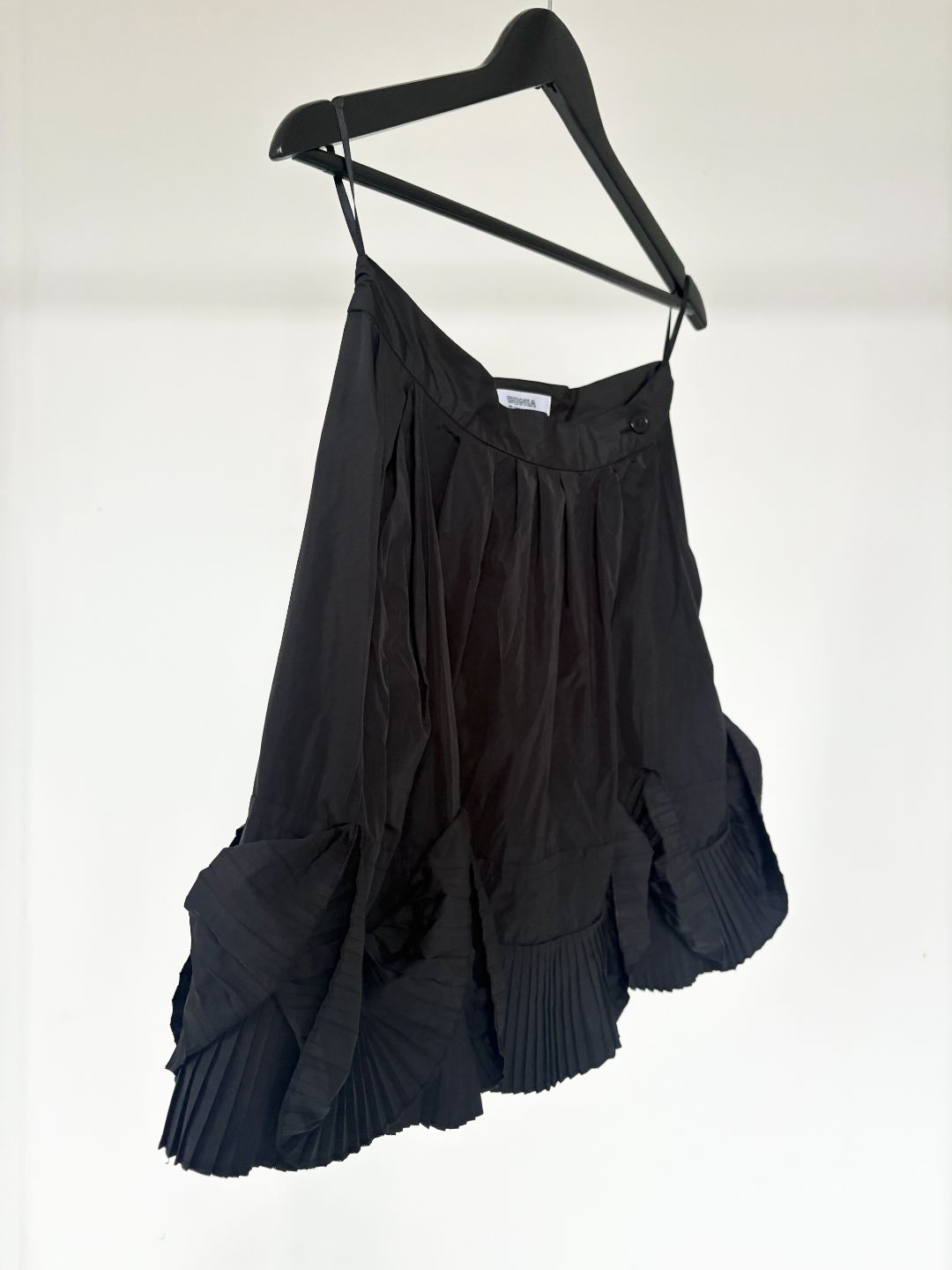 Thumbnail b81b2672-3f83-4bd2-a29f-7909aee1c75e