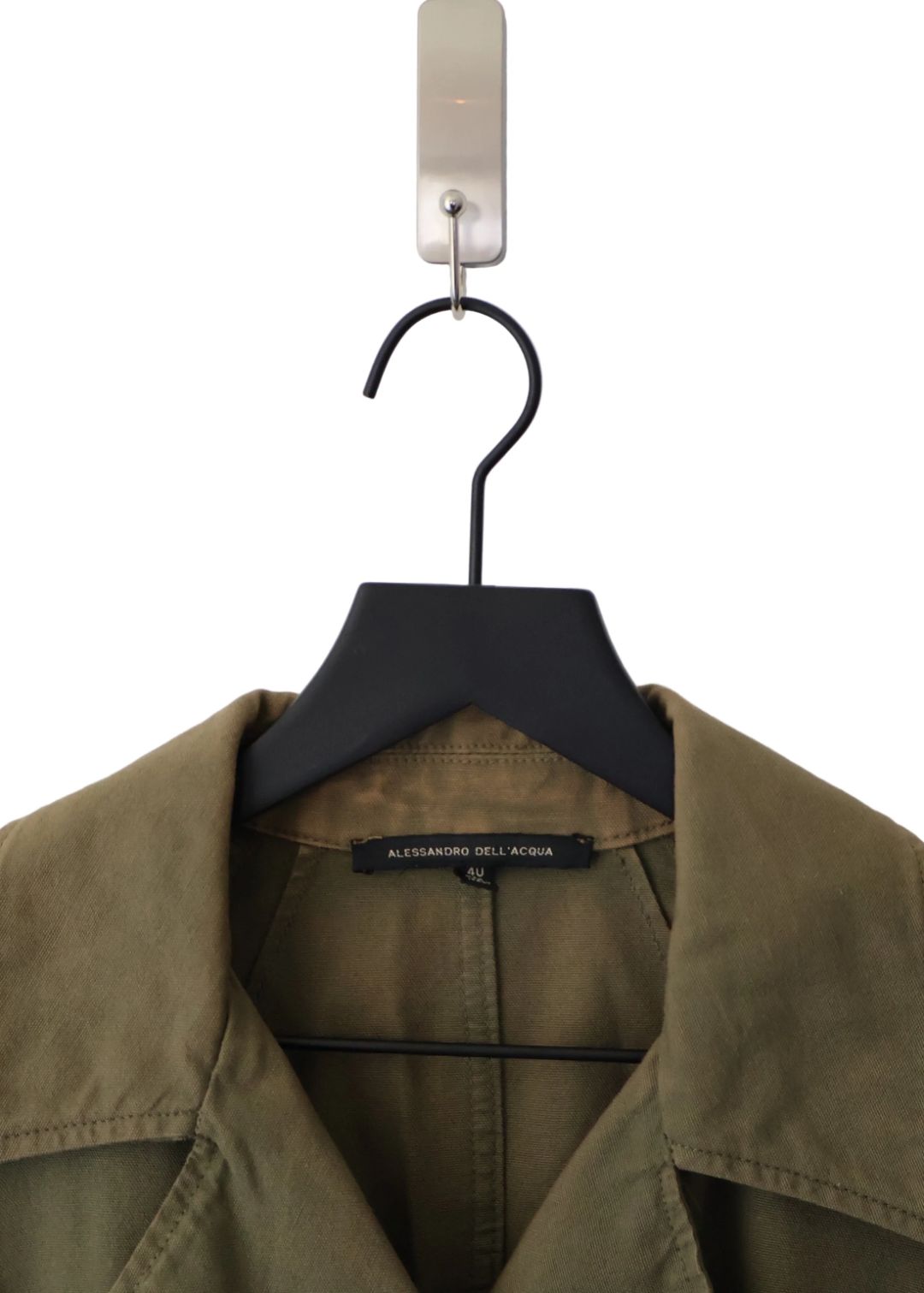 Thumbnail 0717a108-0895-45d1-9956-77d99ccadbd7