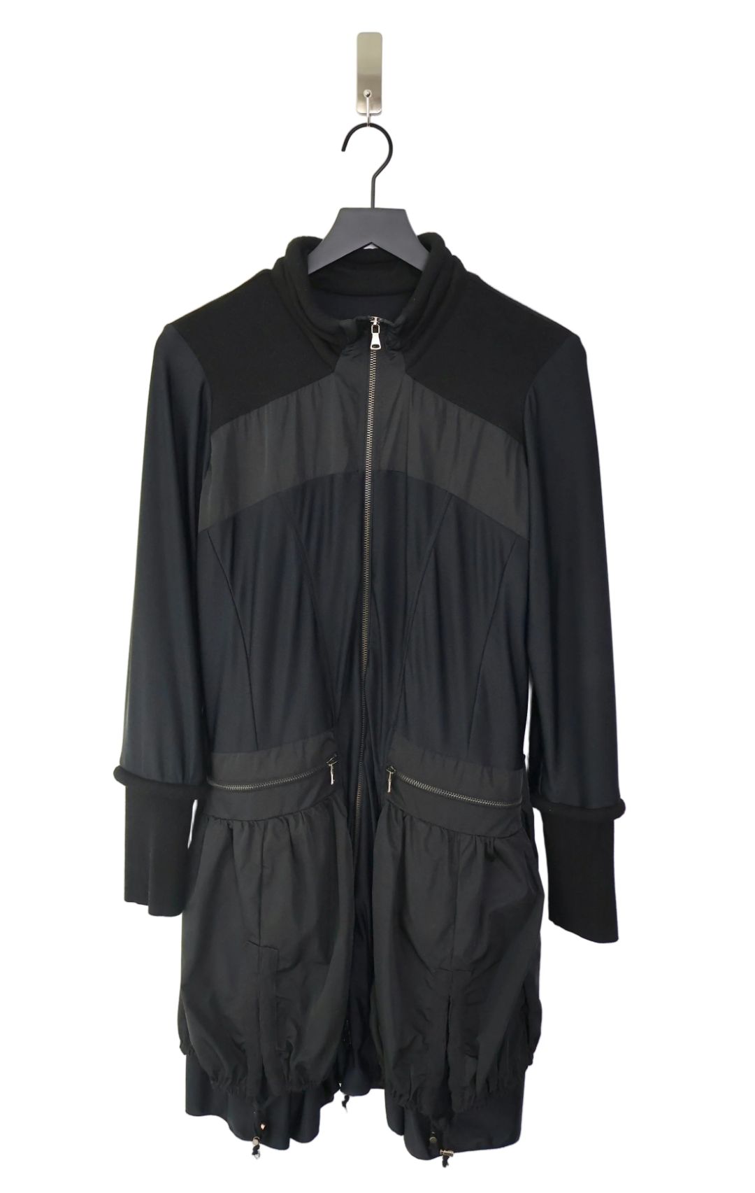 b4d9496f-b556-4f64-a0b8-2b9233e07571