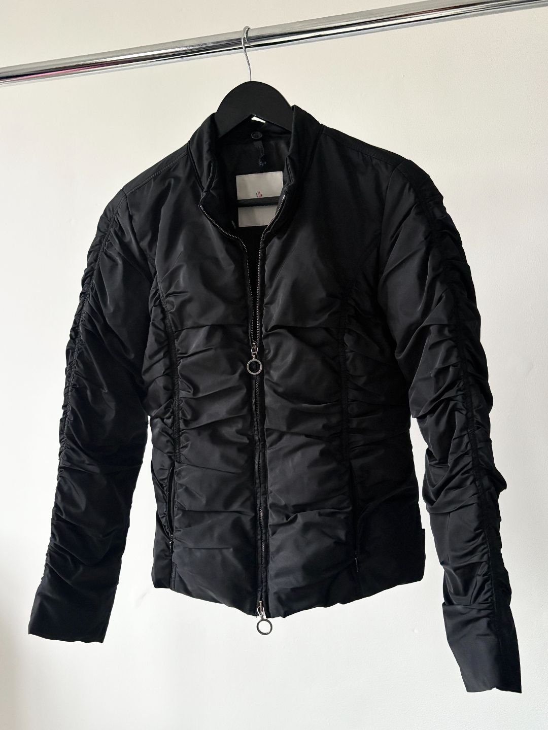 Thumbnail d5460f16-47b9-4282-93e2-77828e7e2c15