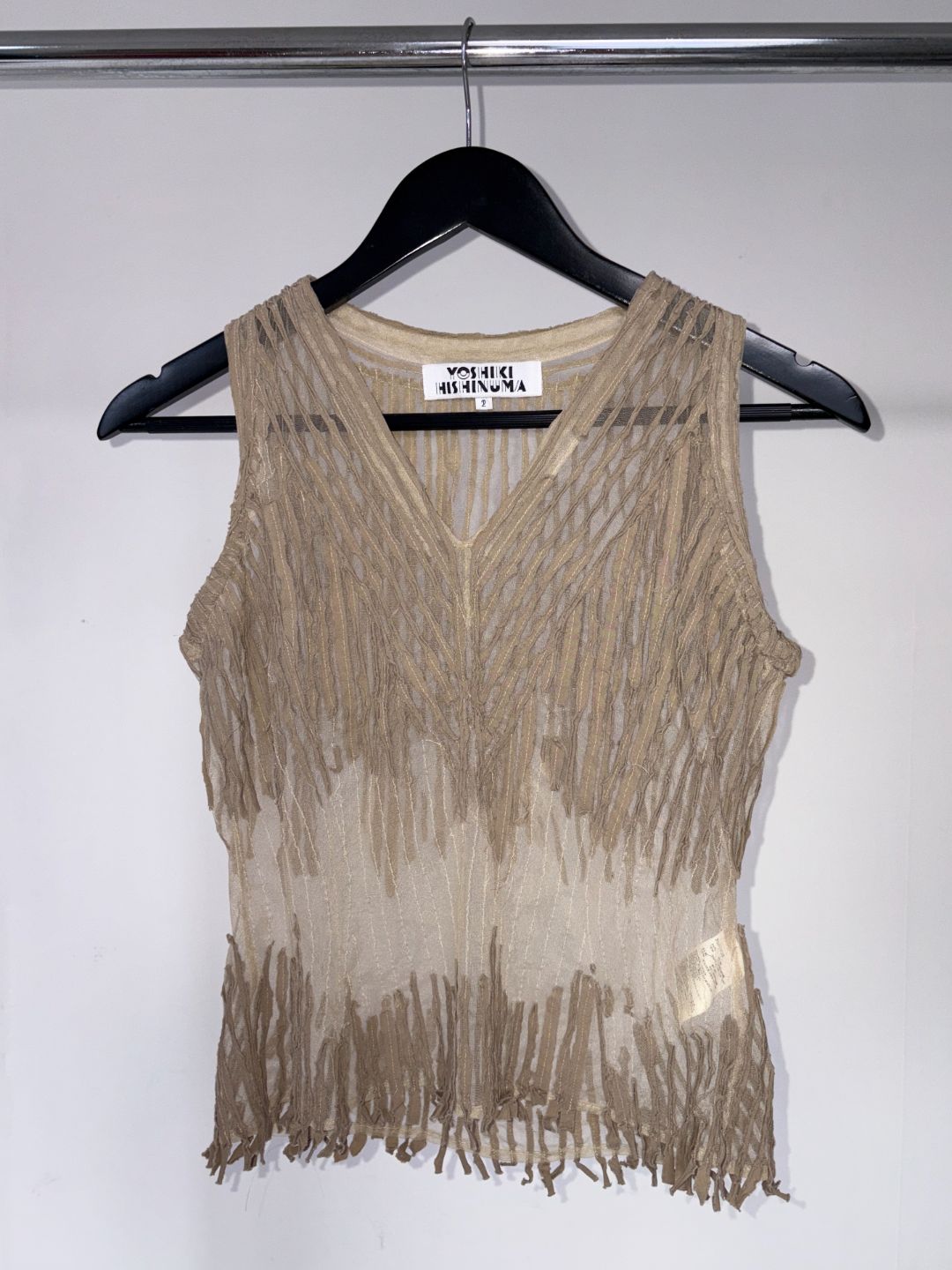 fdd5e9aa-a224-4cbd-8c76-62136935d38e