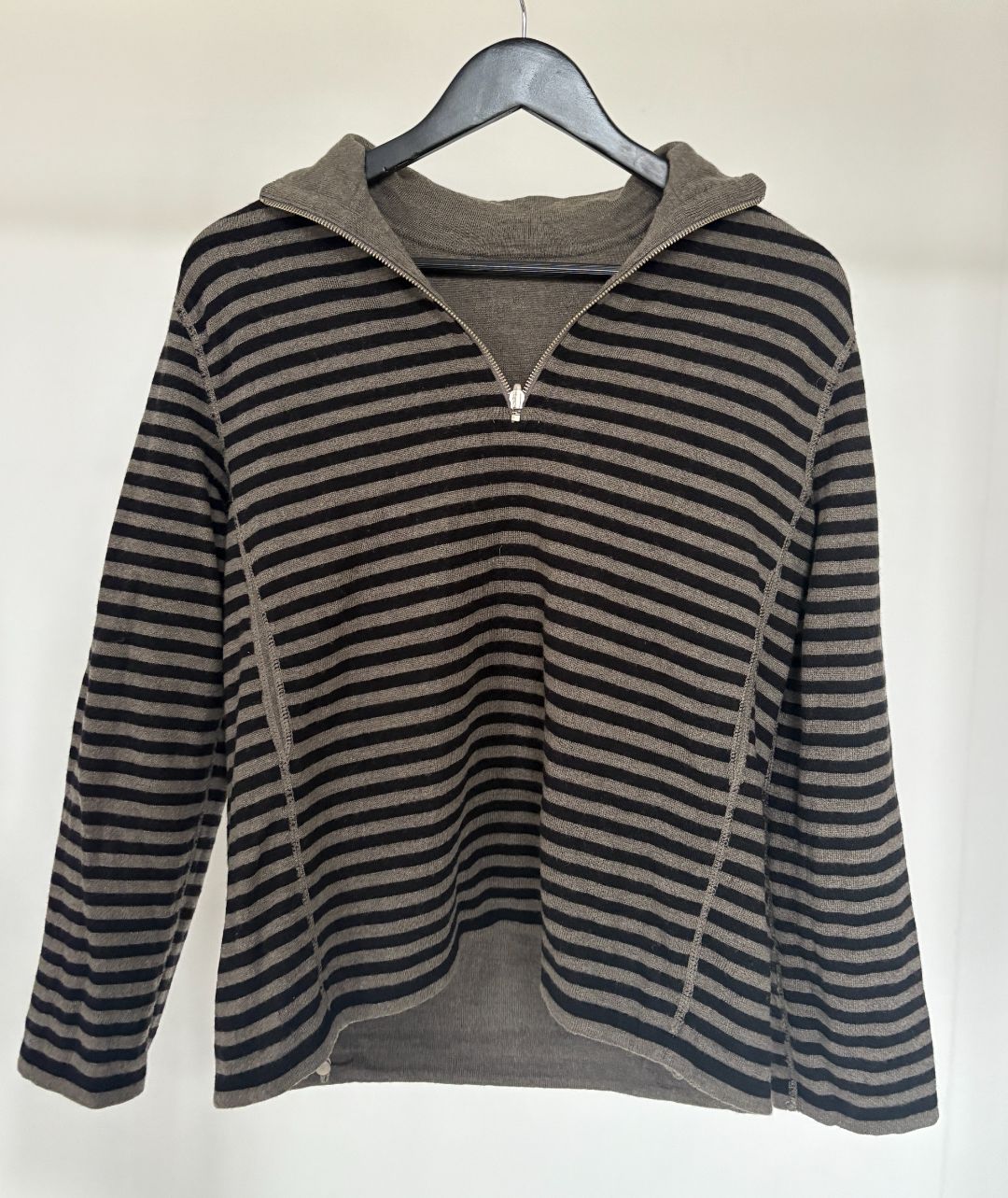 Thumbnail 213fe249-5db1-460e-8461-cd5373e9f8f1