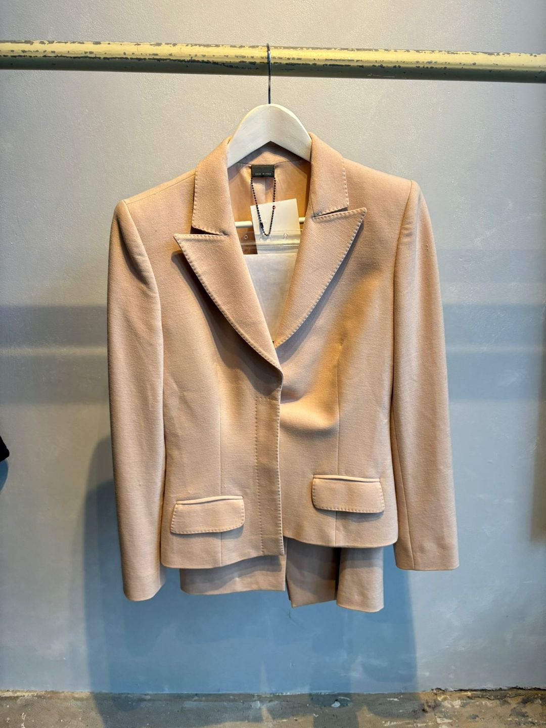 b462de7c-fbd1-41f2-8afd-783331130036