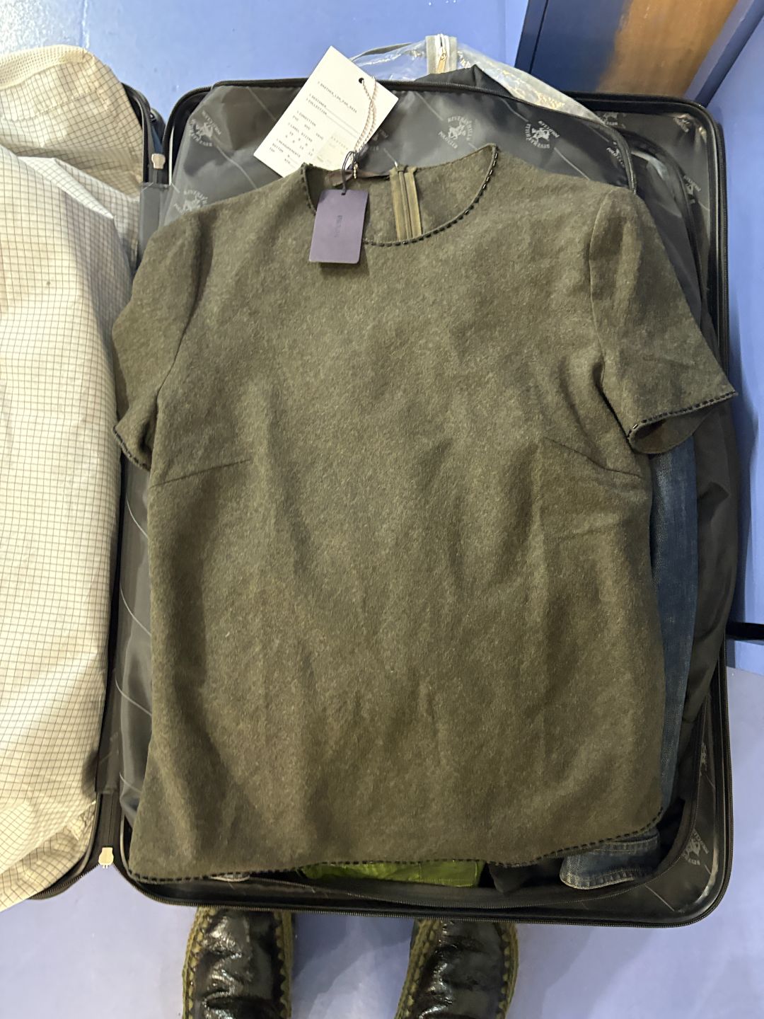 a69d3325-b0f1-43c2-a3ba-cdce3ce71ea5