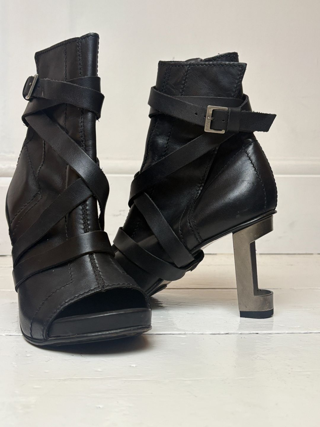 Thumbnail e14c0900-dab2-4f75-96a1-517601b88f4a